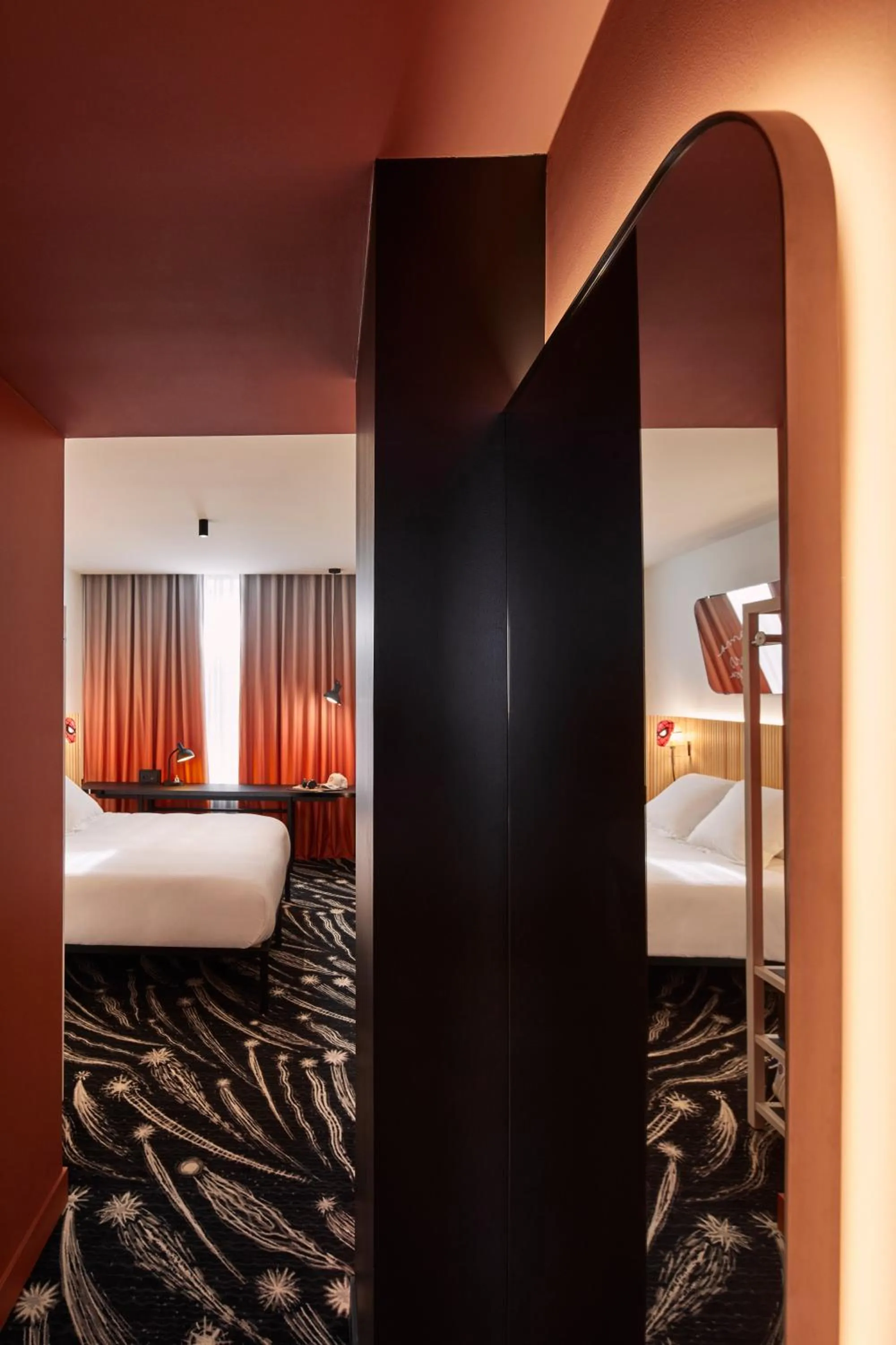 Bed in Mama Shelter Paris La Défense