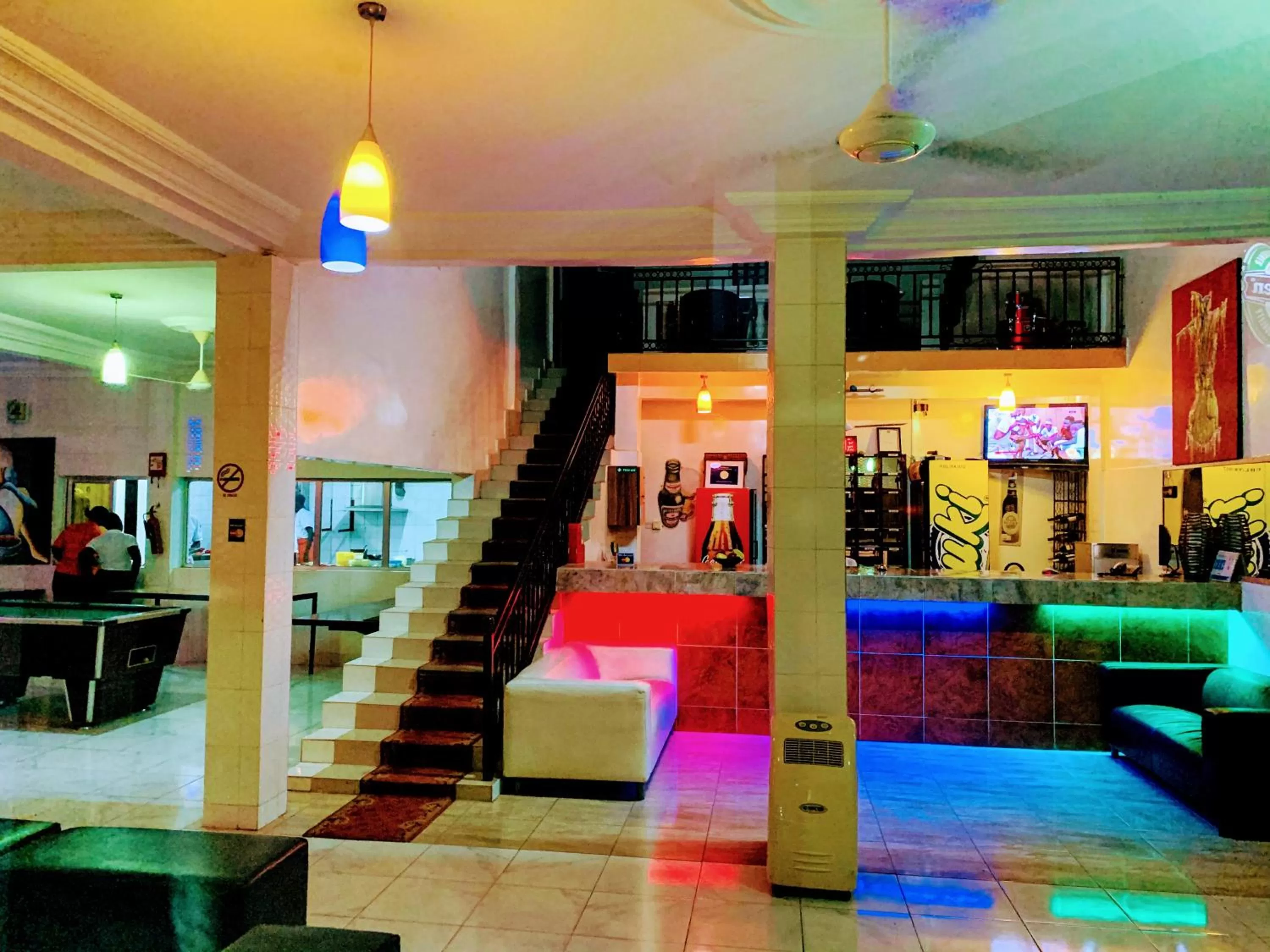 TV and multimedia in Woodpecker Resort Hotel