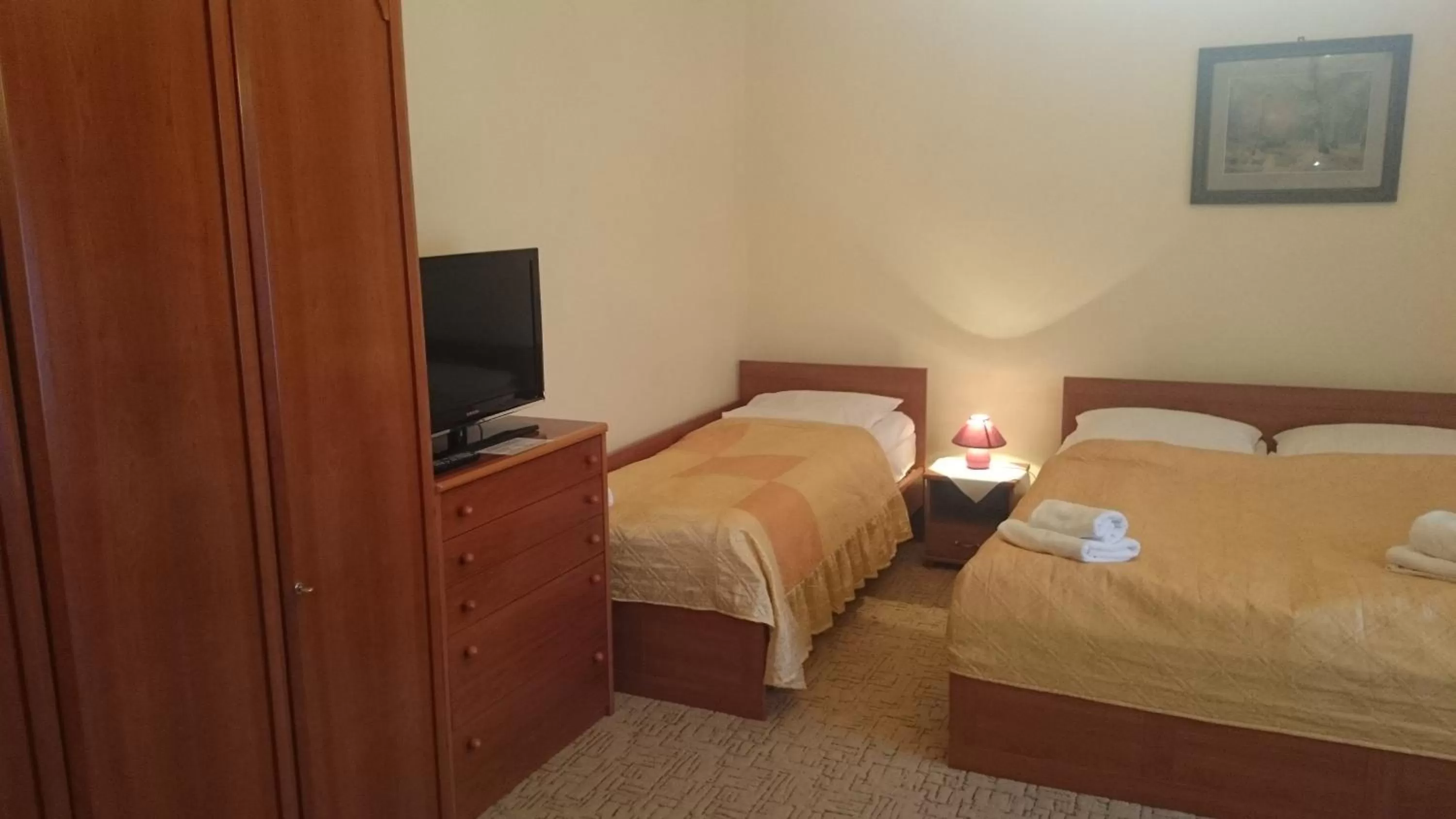 Photo of the whole room in Hotel Zamek Karnity