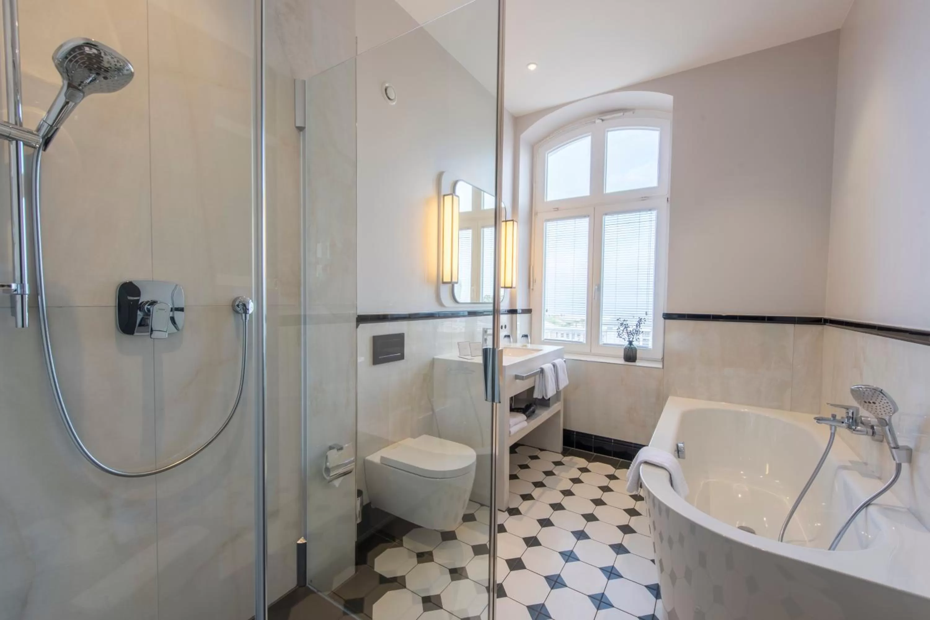 Bathroom in Hotel Am Leuchtturm