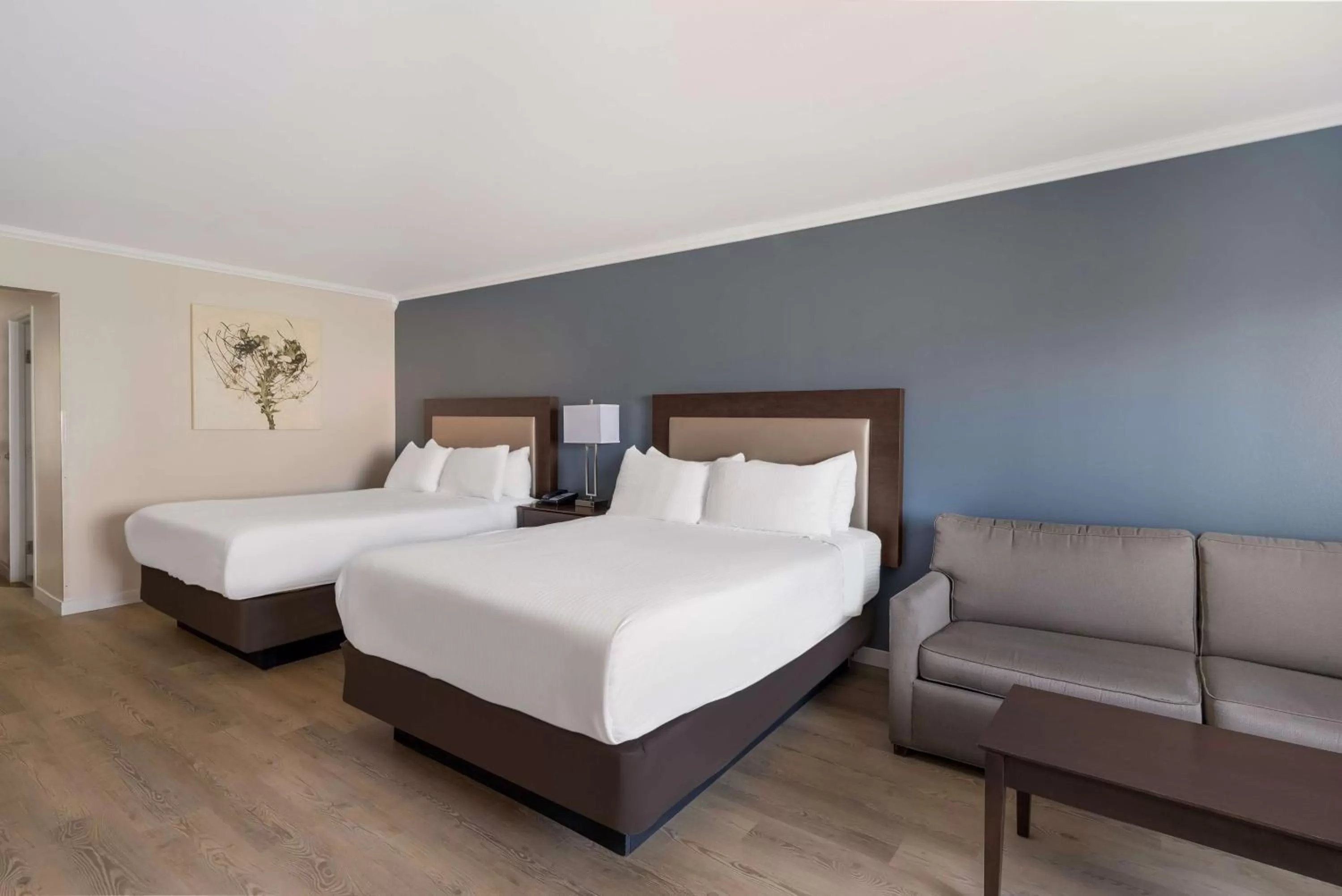 Bedroom, Bed in Best Western Mountain View Inn