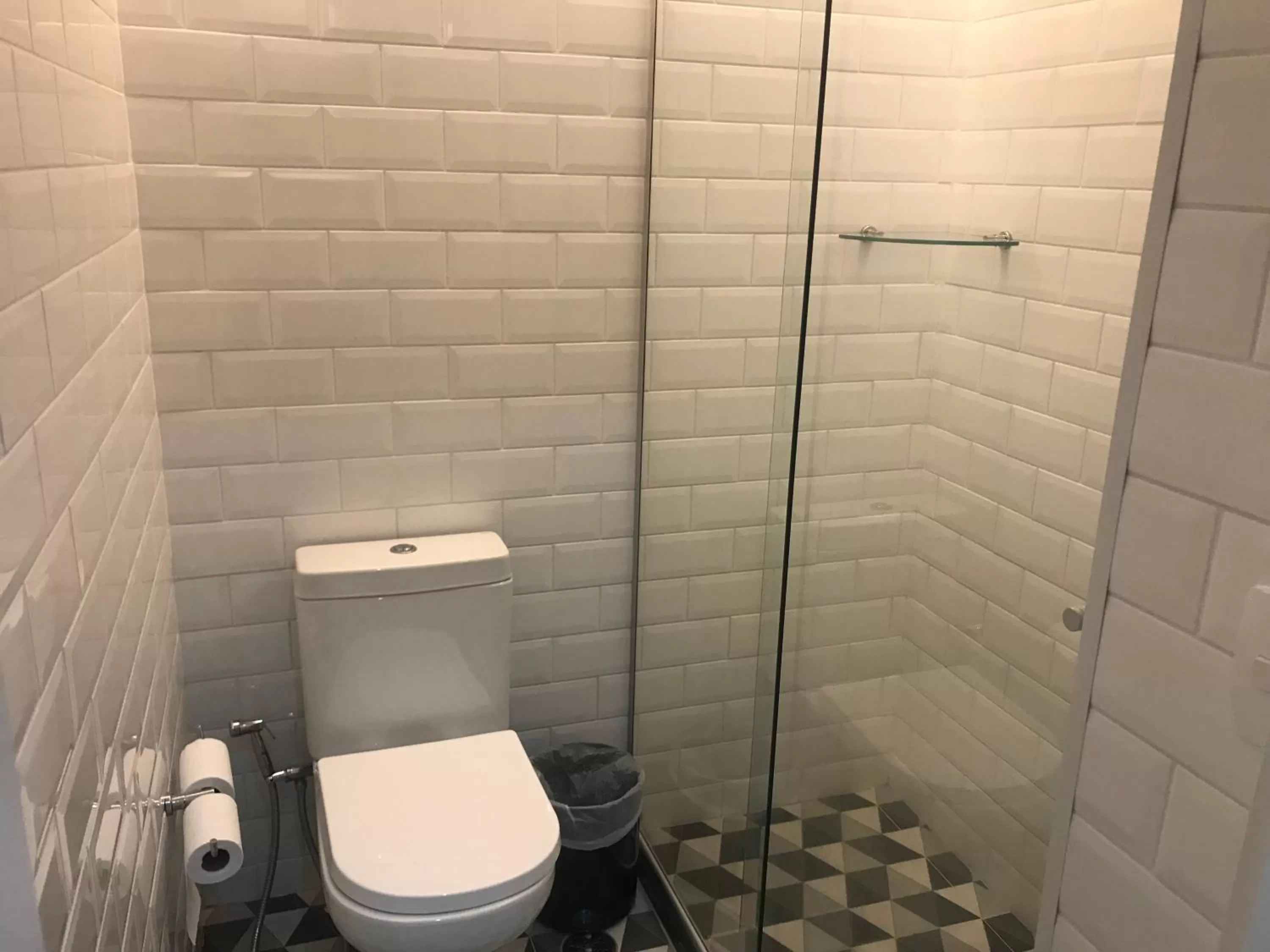 Toilet in Ramada Encore Sao Paulo Tiradentes Centro