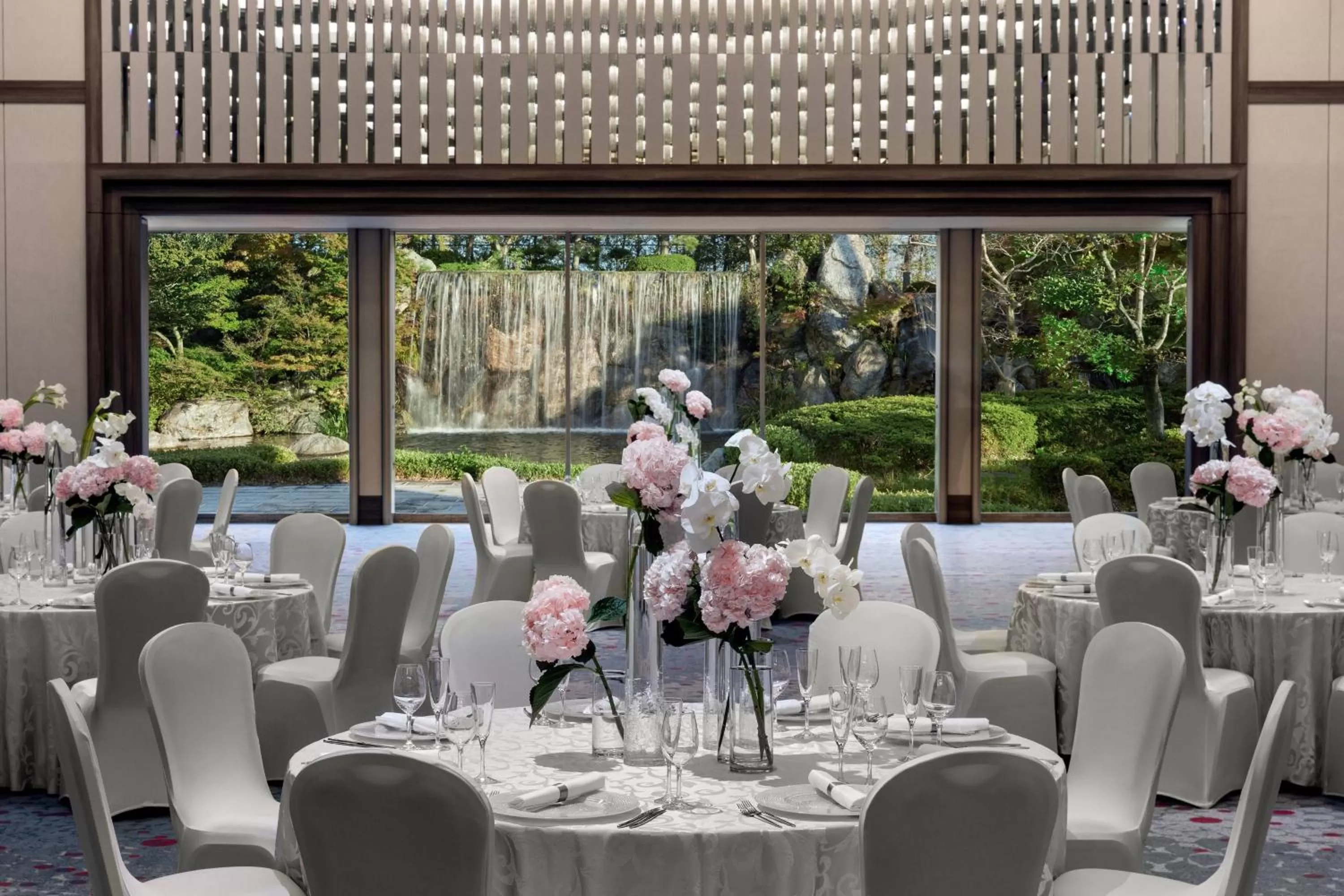 Meeting/conference room in Lake Biwa Marriott Hotel