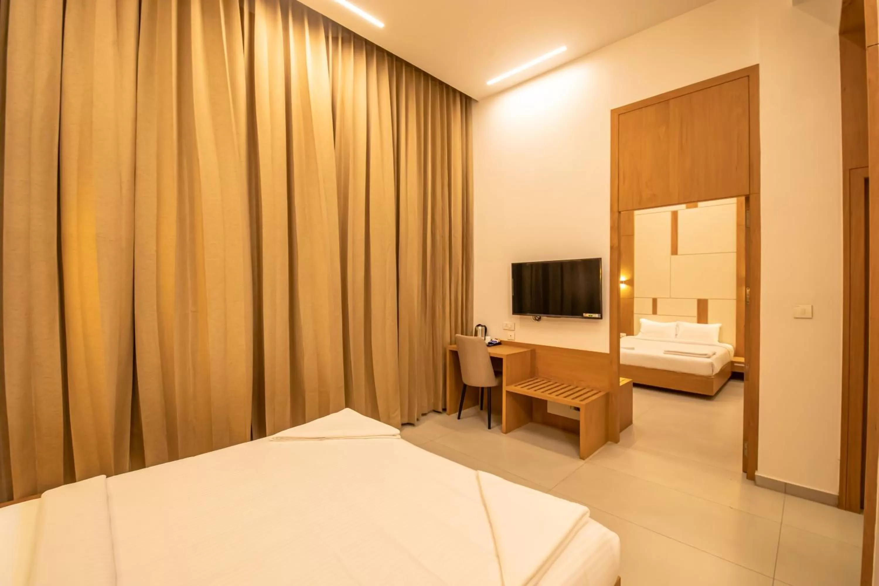 Bedroom, Bed in RATHNA RESIDENCY - Near US CONSULATE