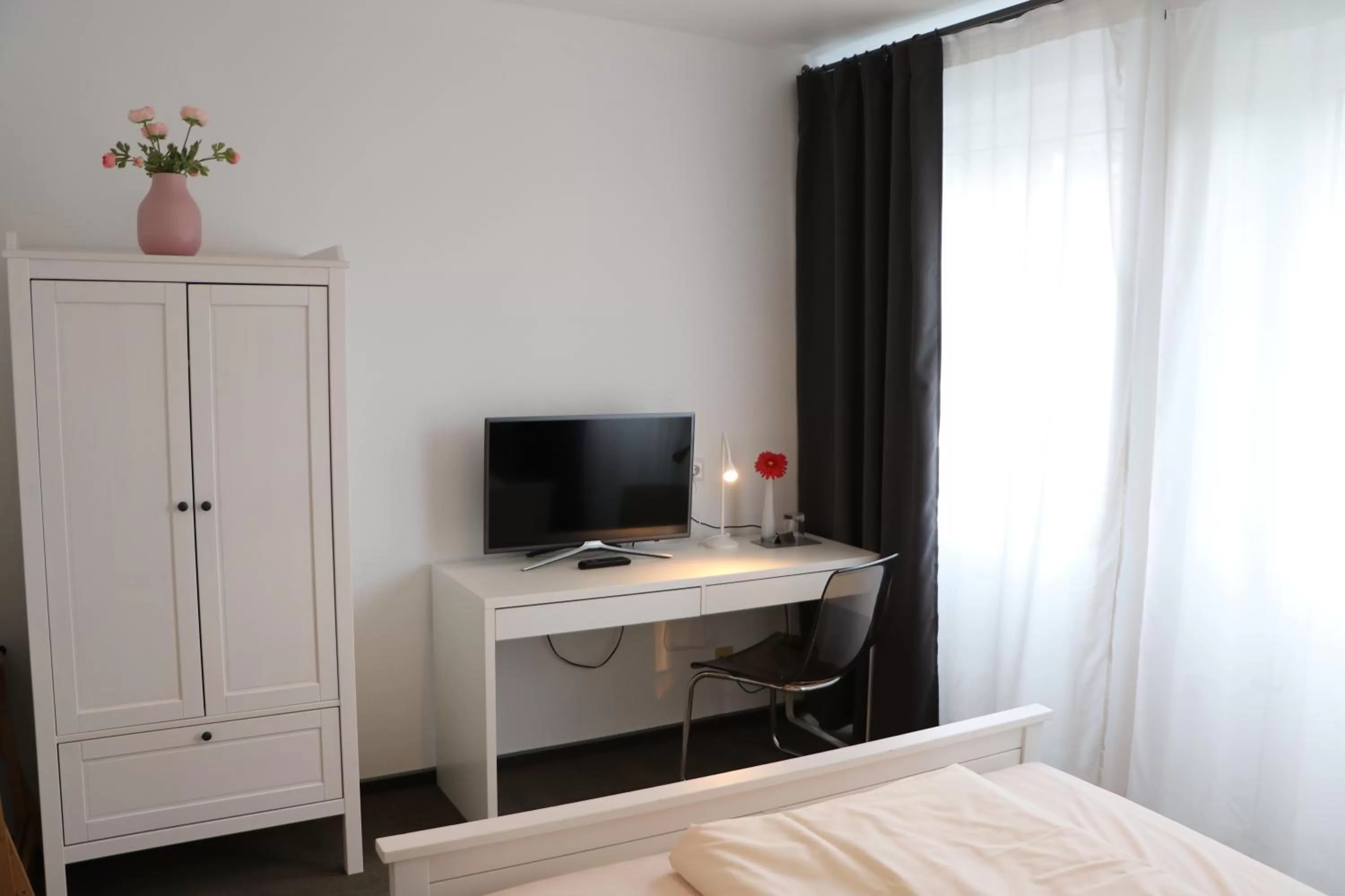 TV and multimedia, Bed in Hotel Regina