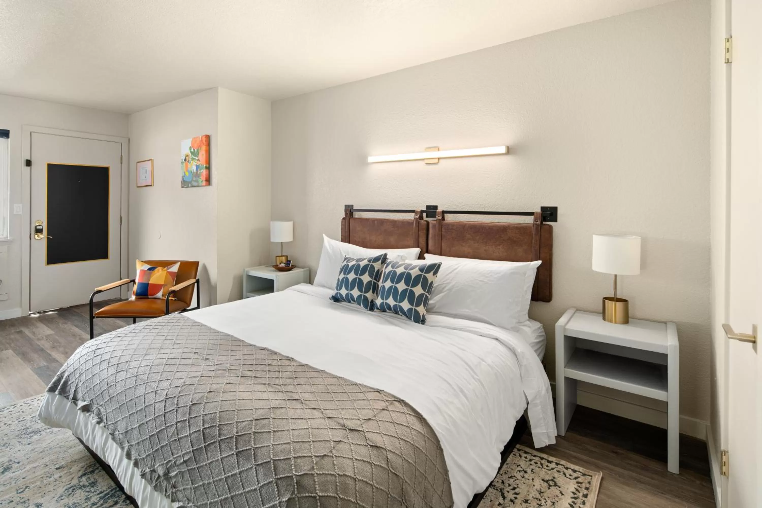 Bed in Hotel McCoy Pullman