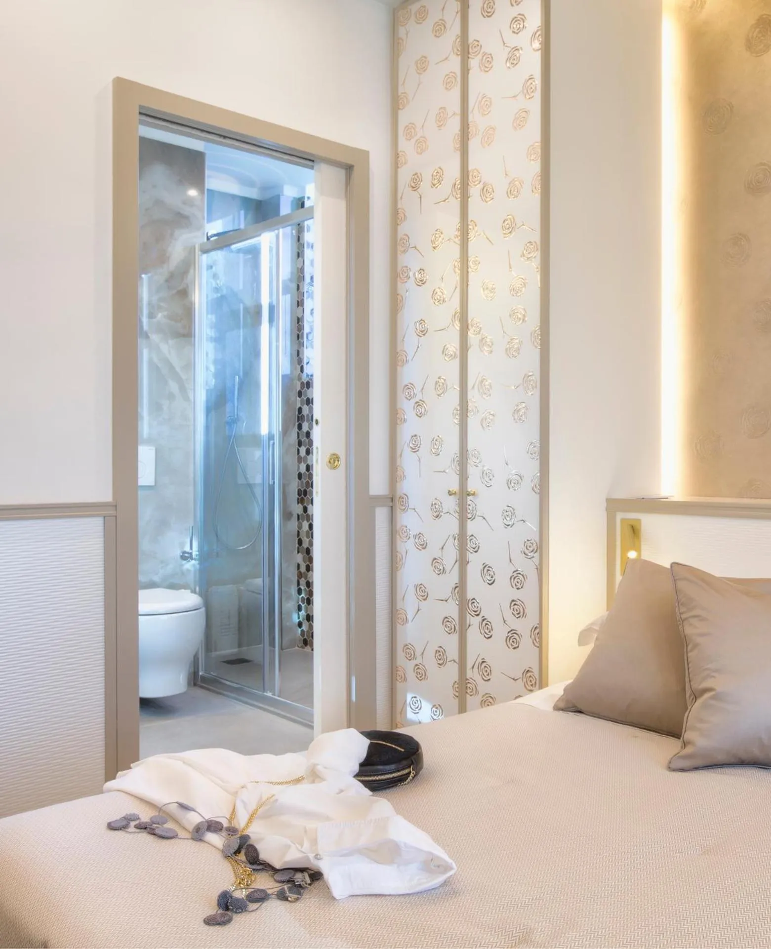 Photo of the whole room, Bed in Hotel Feldberg