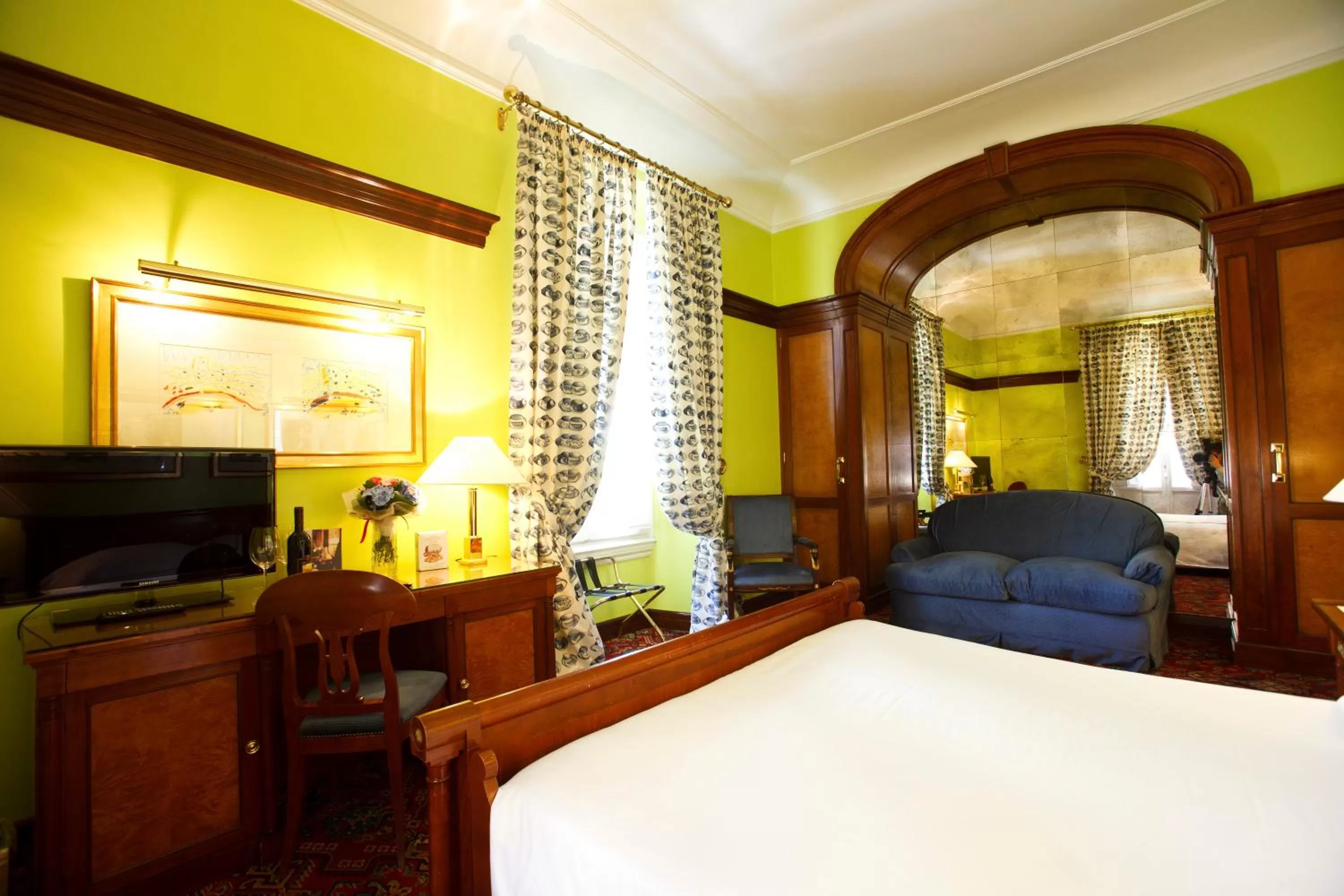 Bedroom, Bed in Hotel Albani Firenze