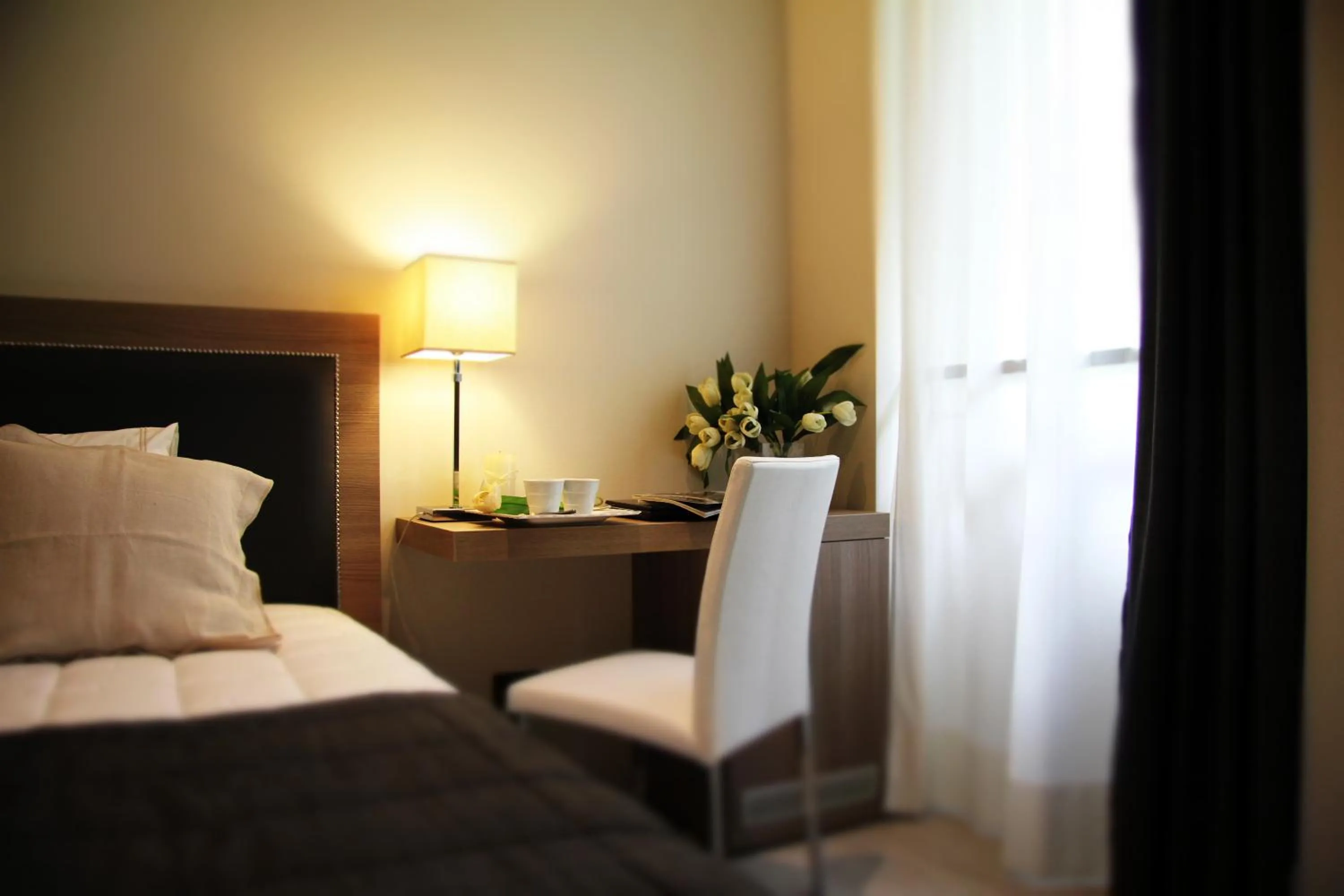 Photo of the whole room, Bed in Hotel Zara Milano