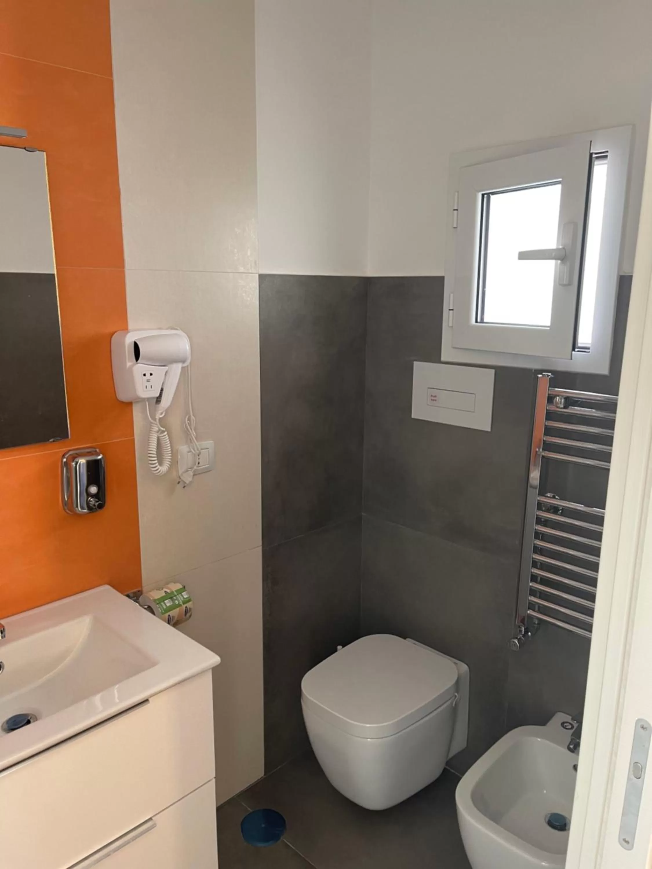 Bathroom in A I R NaCasaBella Napoli