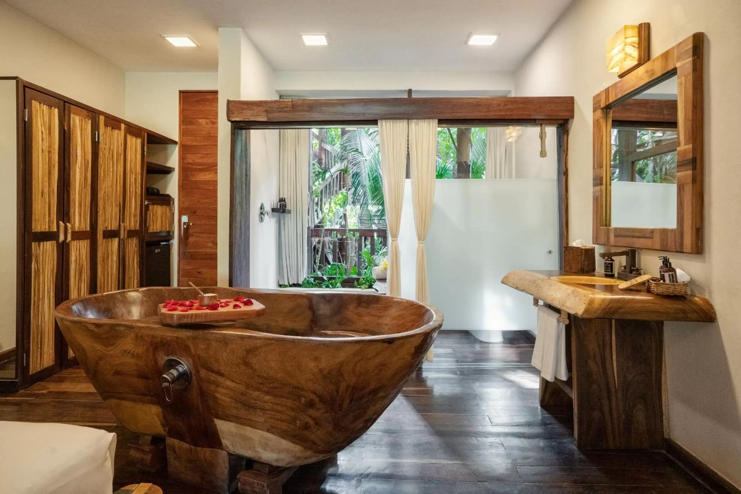 Shower in Kanan Tulum Hotel & Spa Adults Only Playground