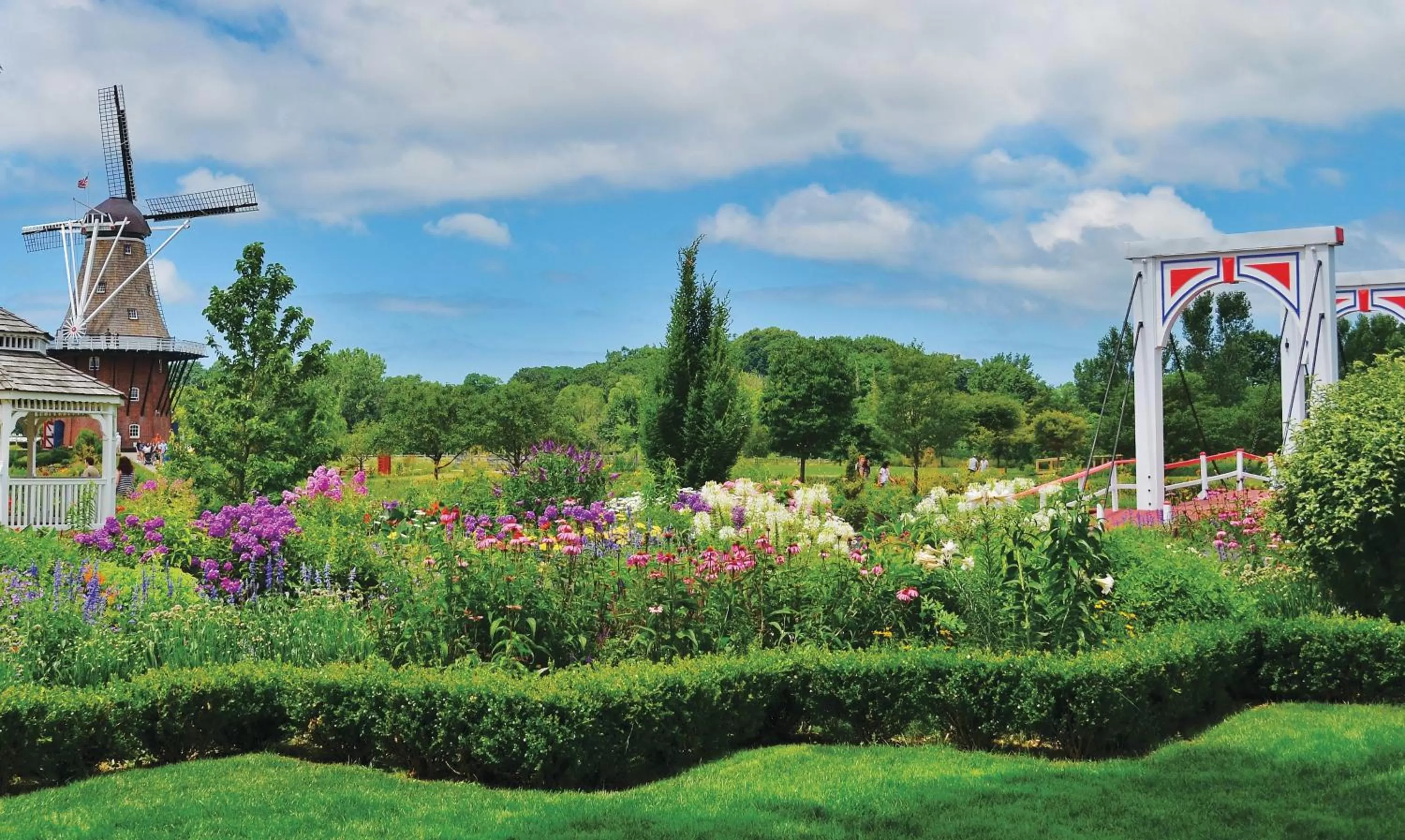 Nearby landmark in Holiday Inn Express Holland by IHG