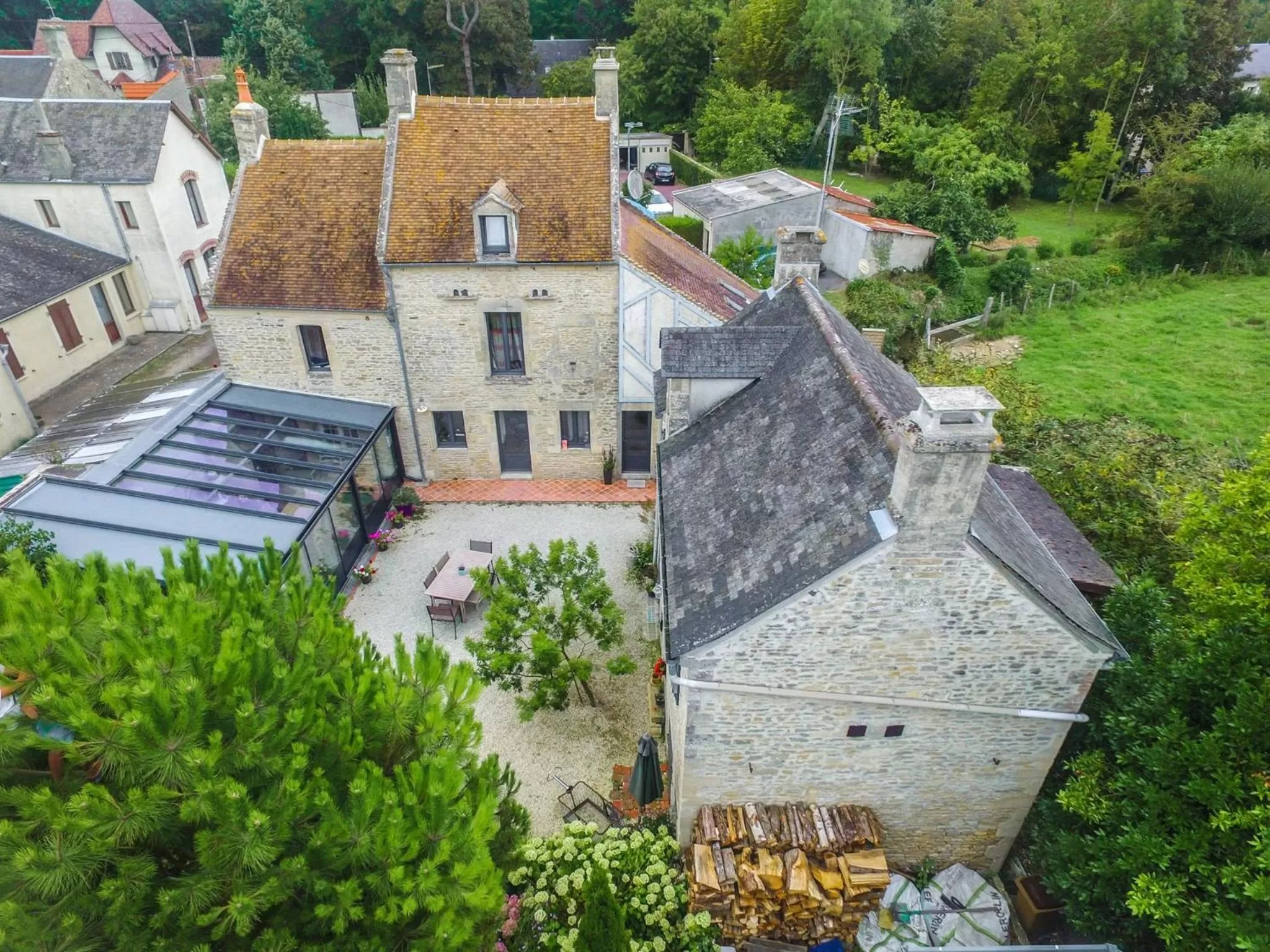 Bird's eye view in Le mas Normand