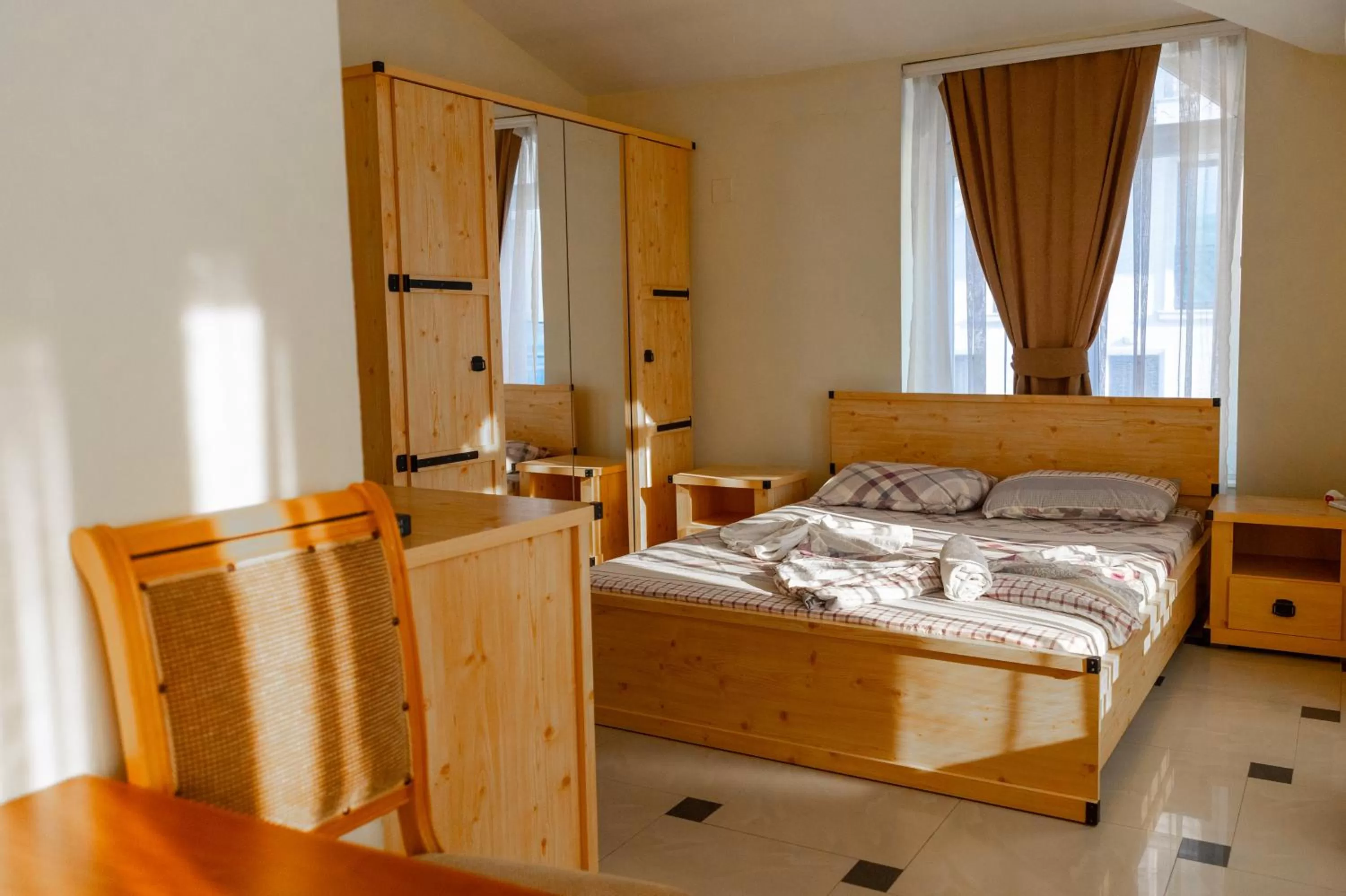 Photo of the whole room, Bed in Hotel United