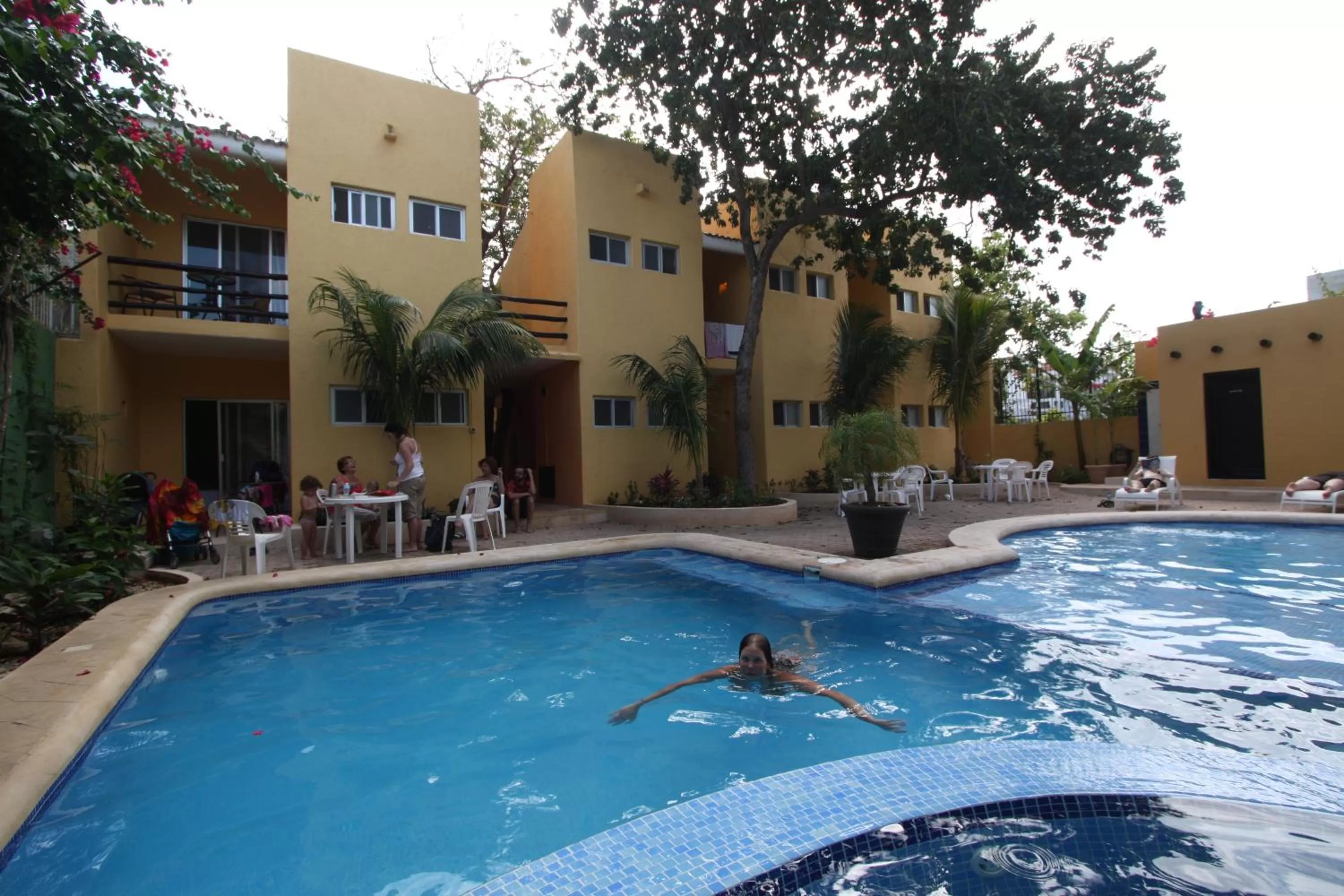 Swimming pool in Hotel LunaSol