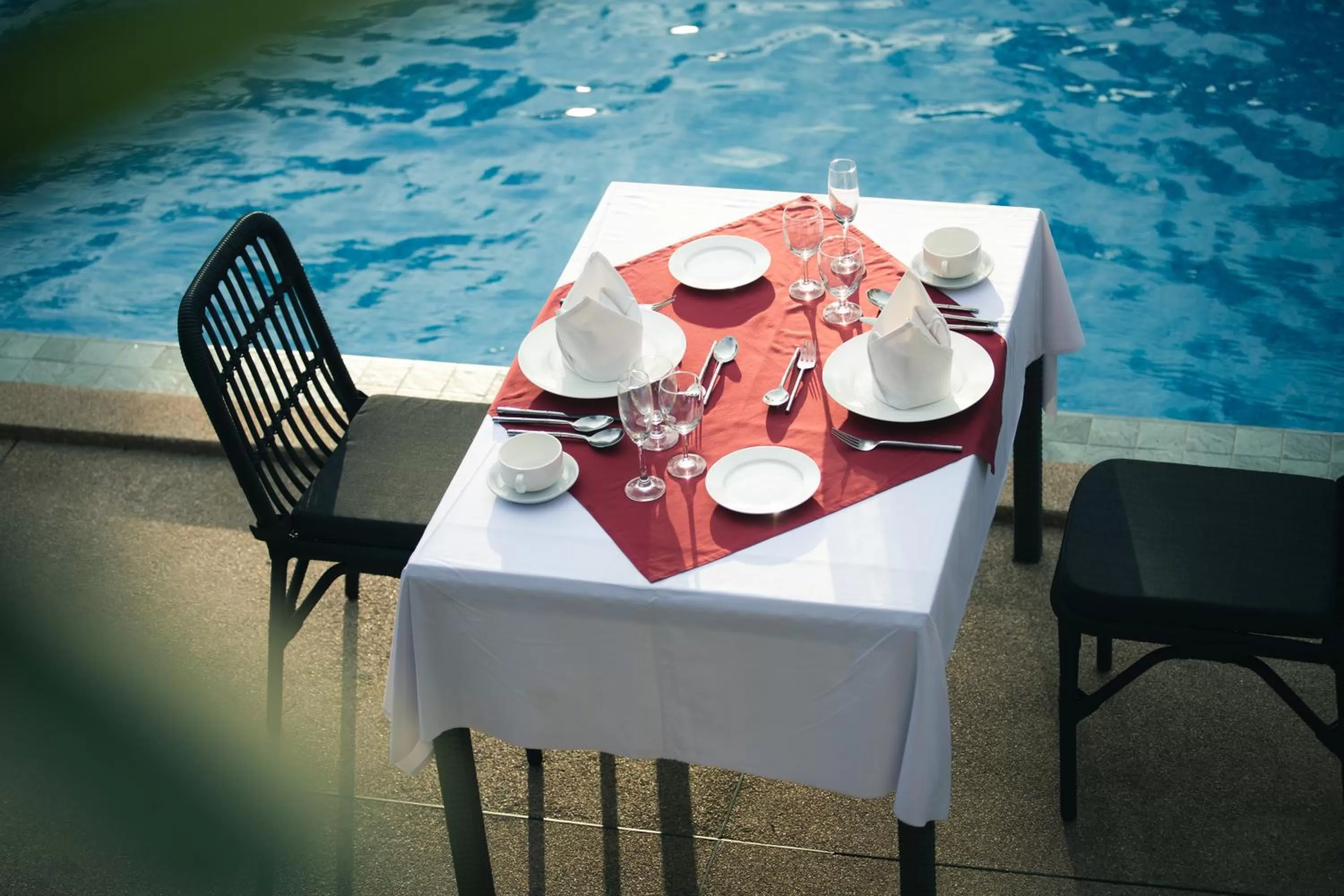 Dining area in Krabi La Playa Resort