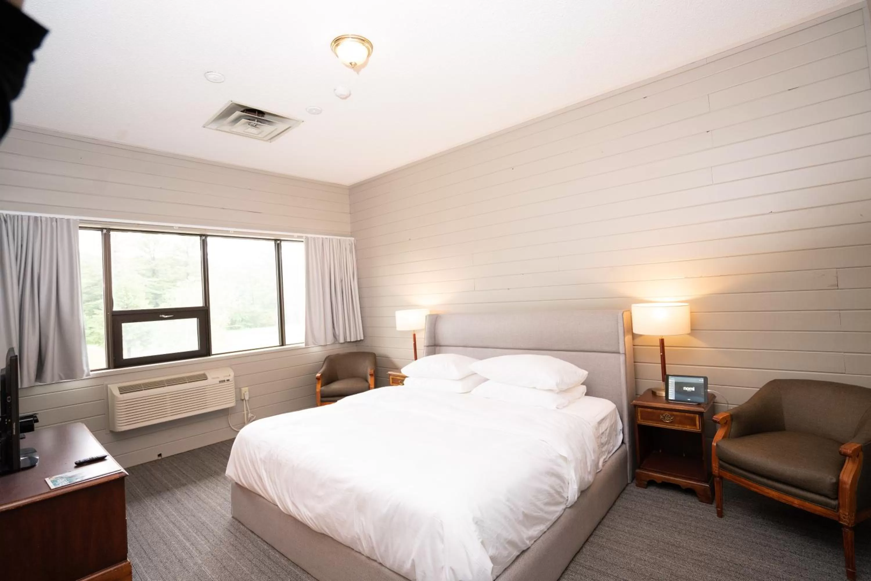 Bed in Nomi Community