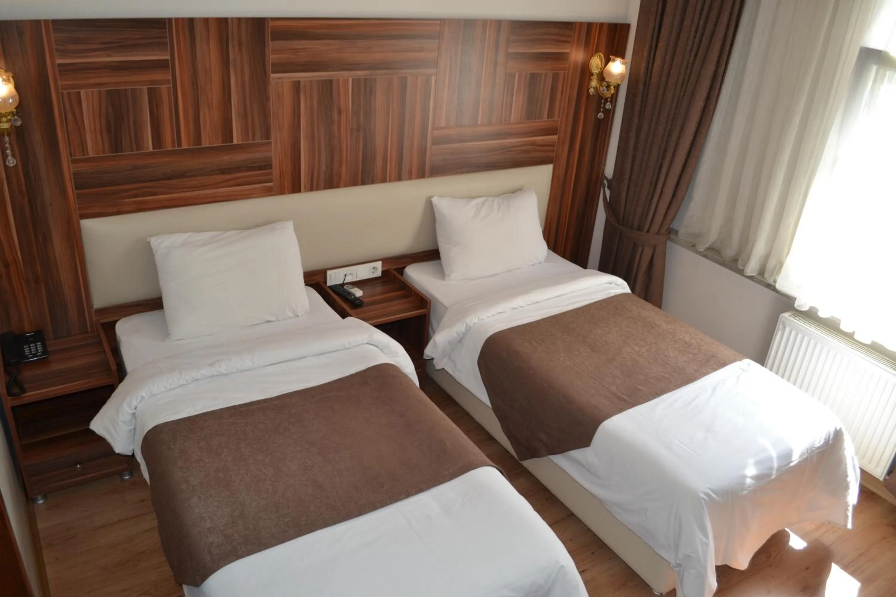 Bedroom, Bed in New Fatih Hotel
