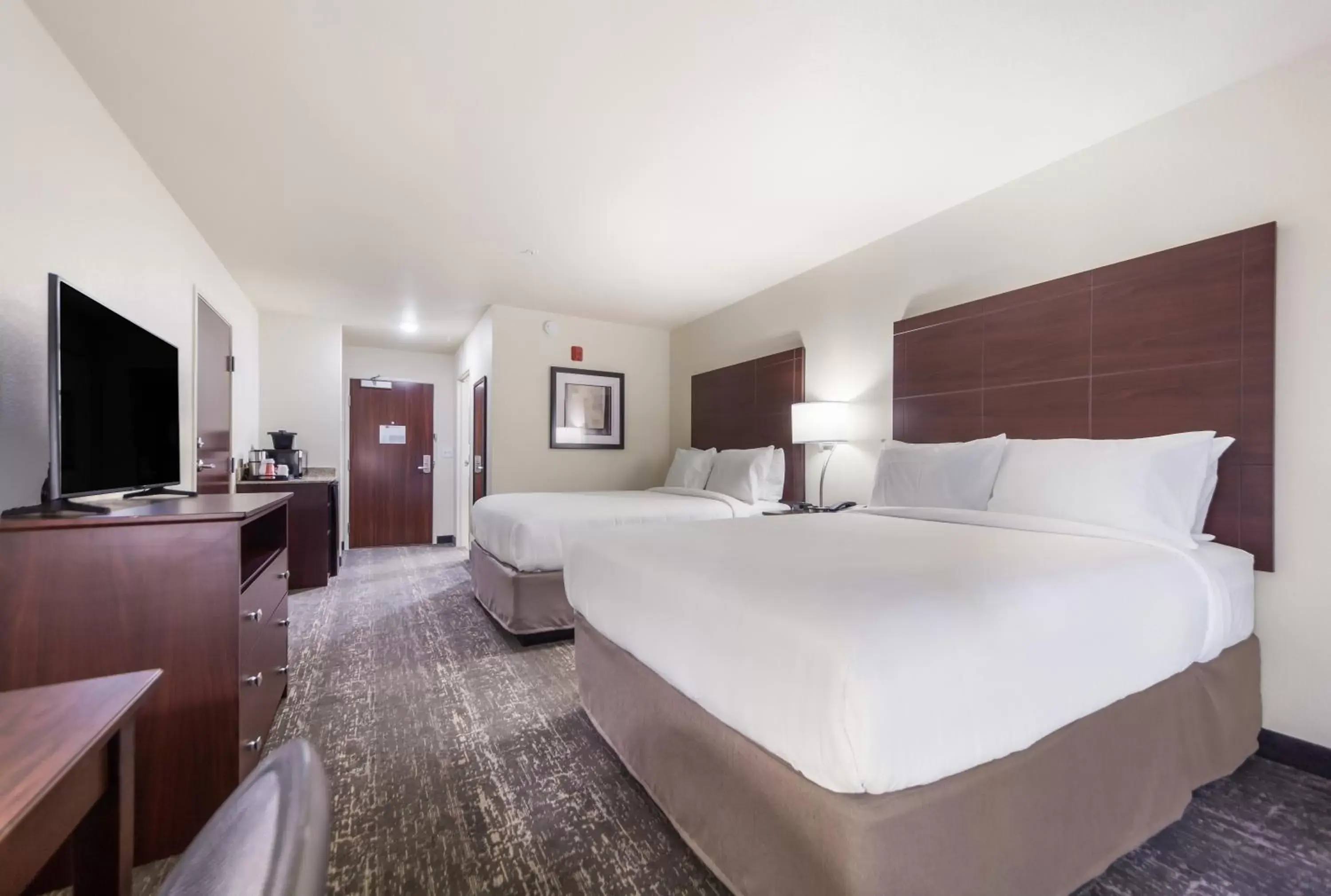 Standard Queen Room with Two Queen Beds in Cobblestone Inn & Suites-Fremont Standard Queen Room with Two Queen Beds in Cobblestone Inn & Suites-Fremont