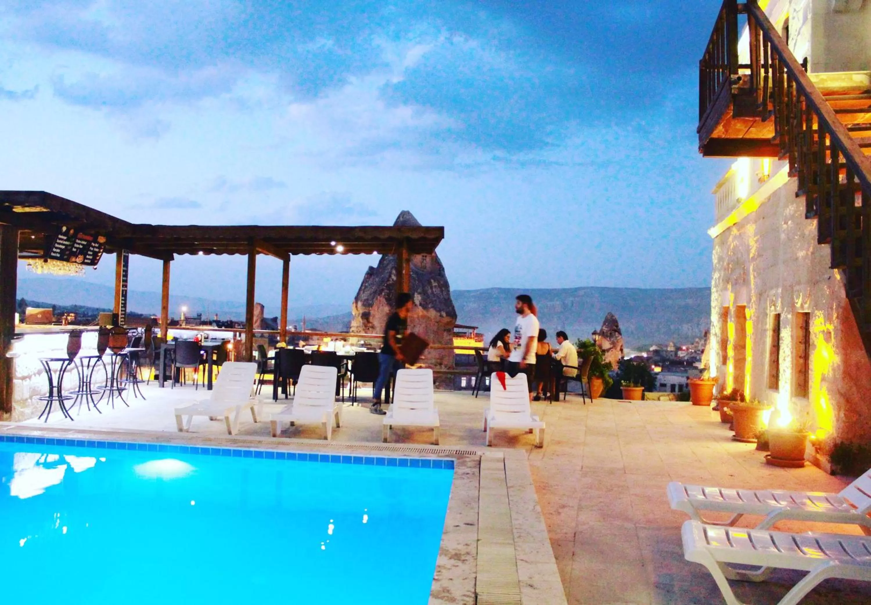 Balcony/Terrace in Shoestring Cave House