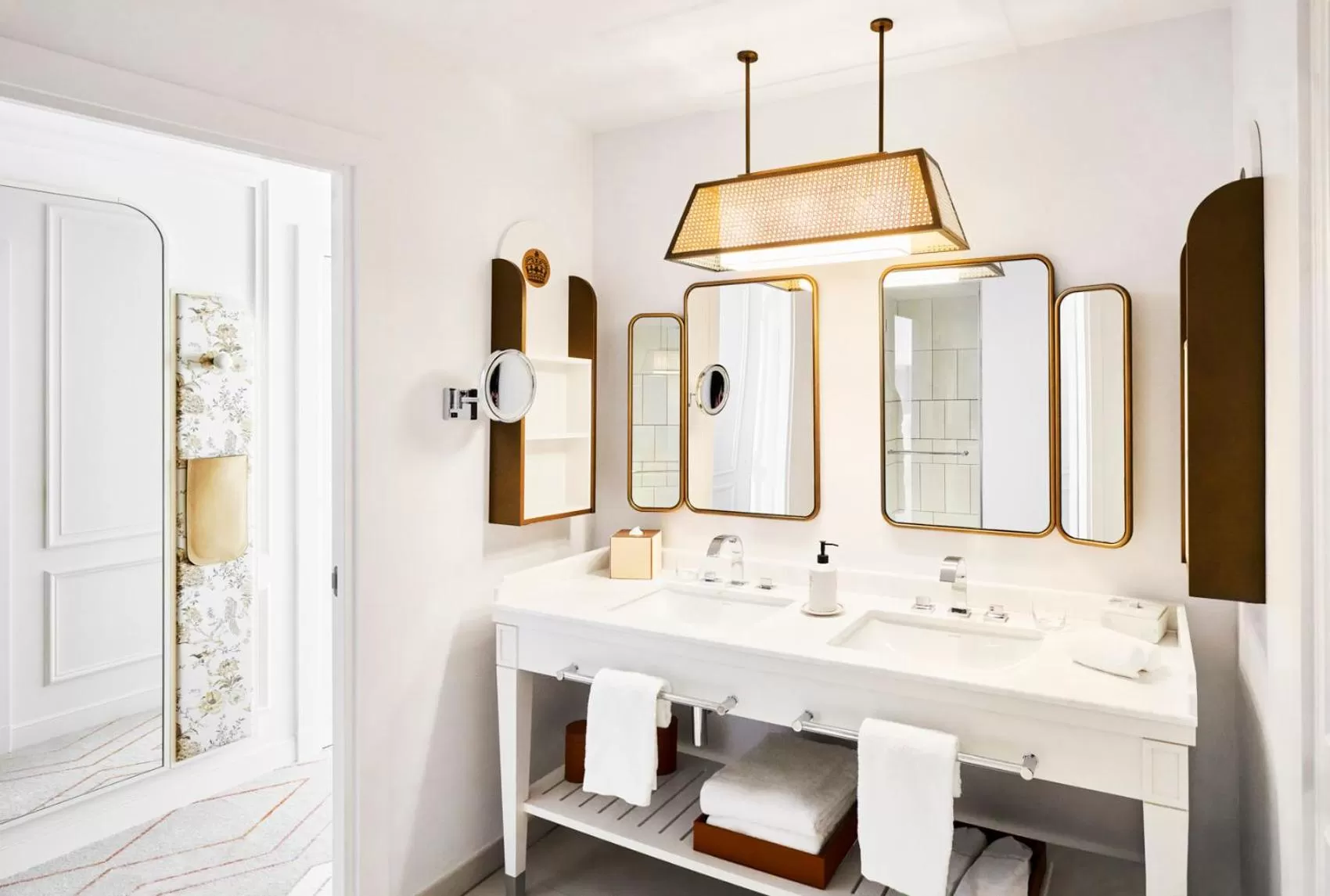 Bathroom in Carlton Cannes, a Regent Hotel