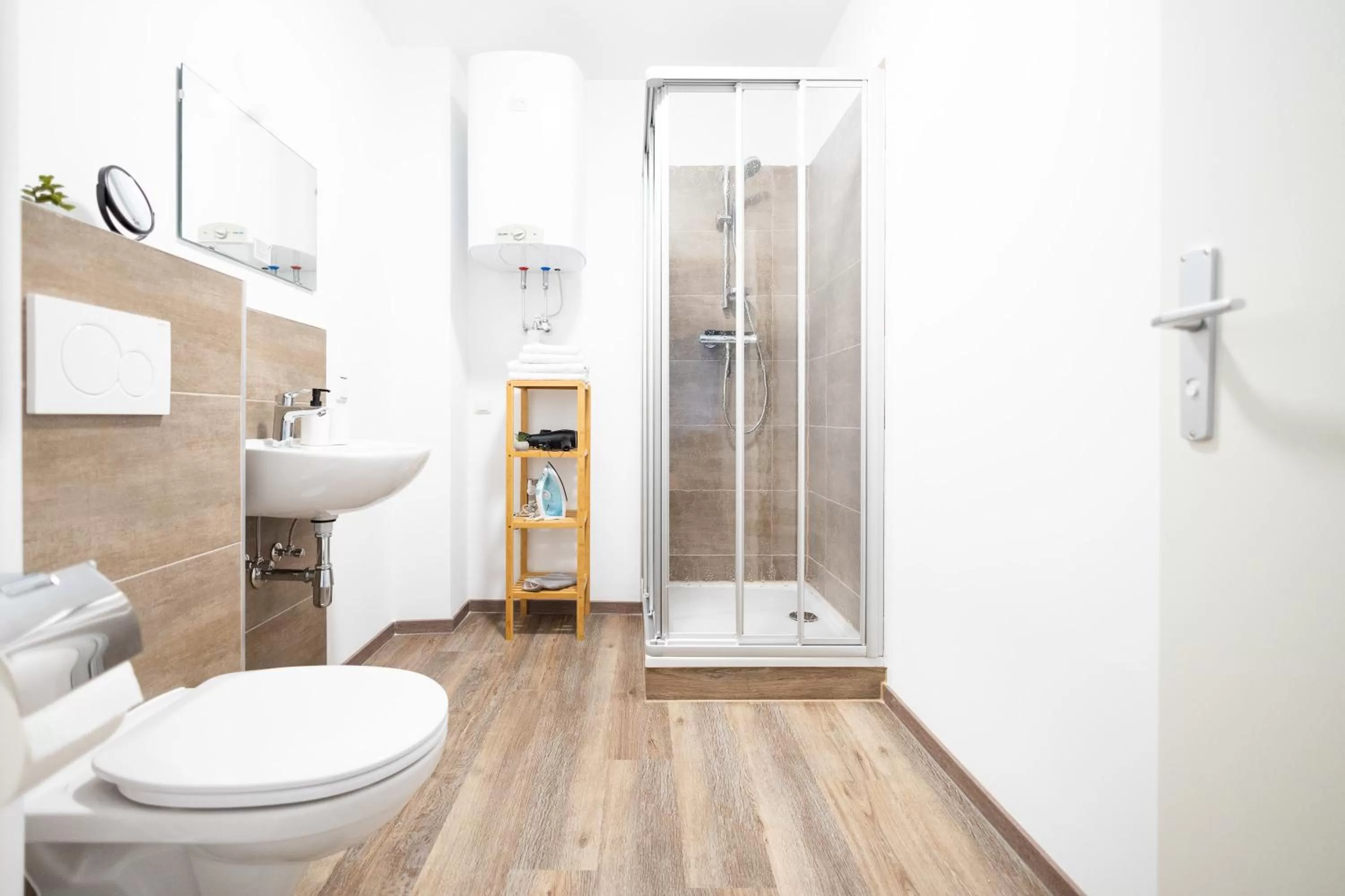 Bathroom in Apartments am Neuen Theater - Altstadt - Zentral - Küche - Wifi - Powered by Ko-Living