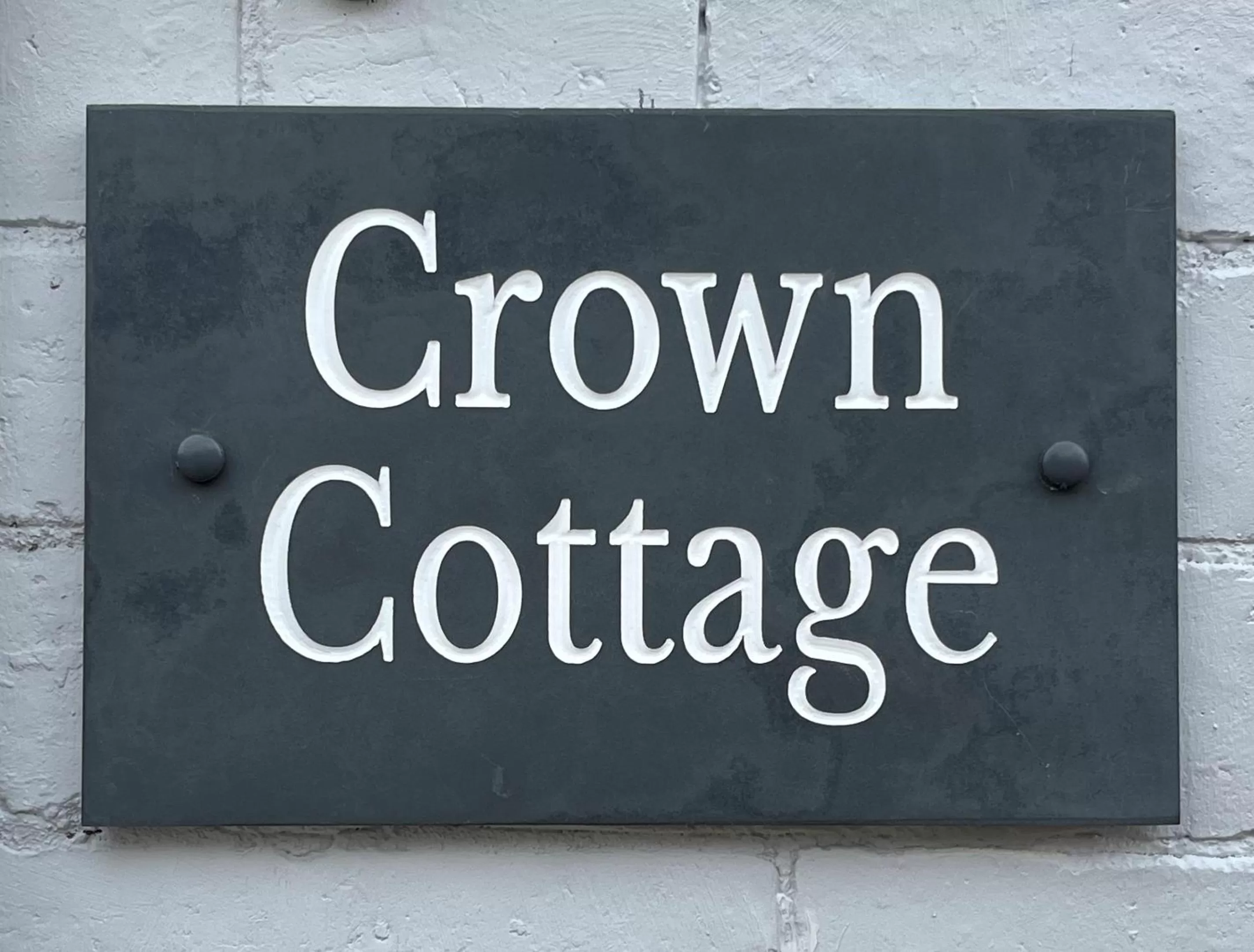Logo/Certificate/Sign in Crown and Cushion Appleby