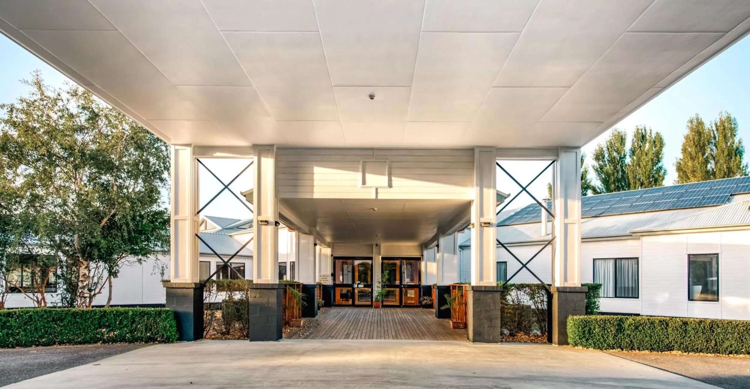 Property building in Panorama Hotel St Helens