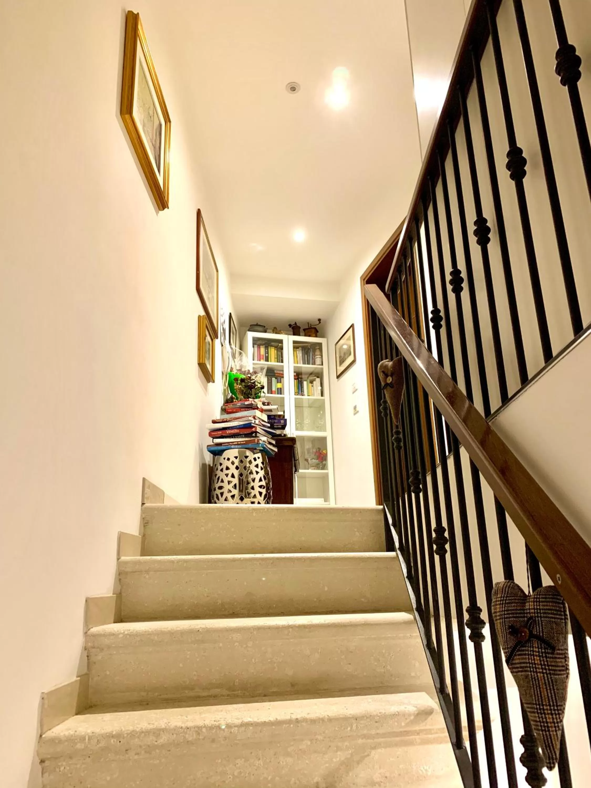 Decorative detail in B&B Fortuny