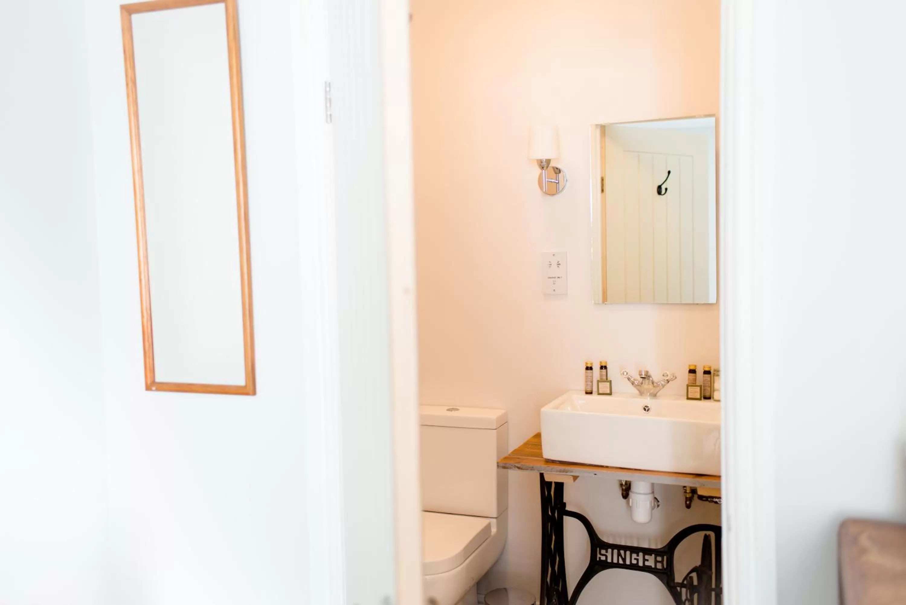 Bathroom, Coffee/Tea Facilities in Selkies NQY