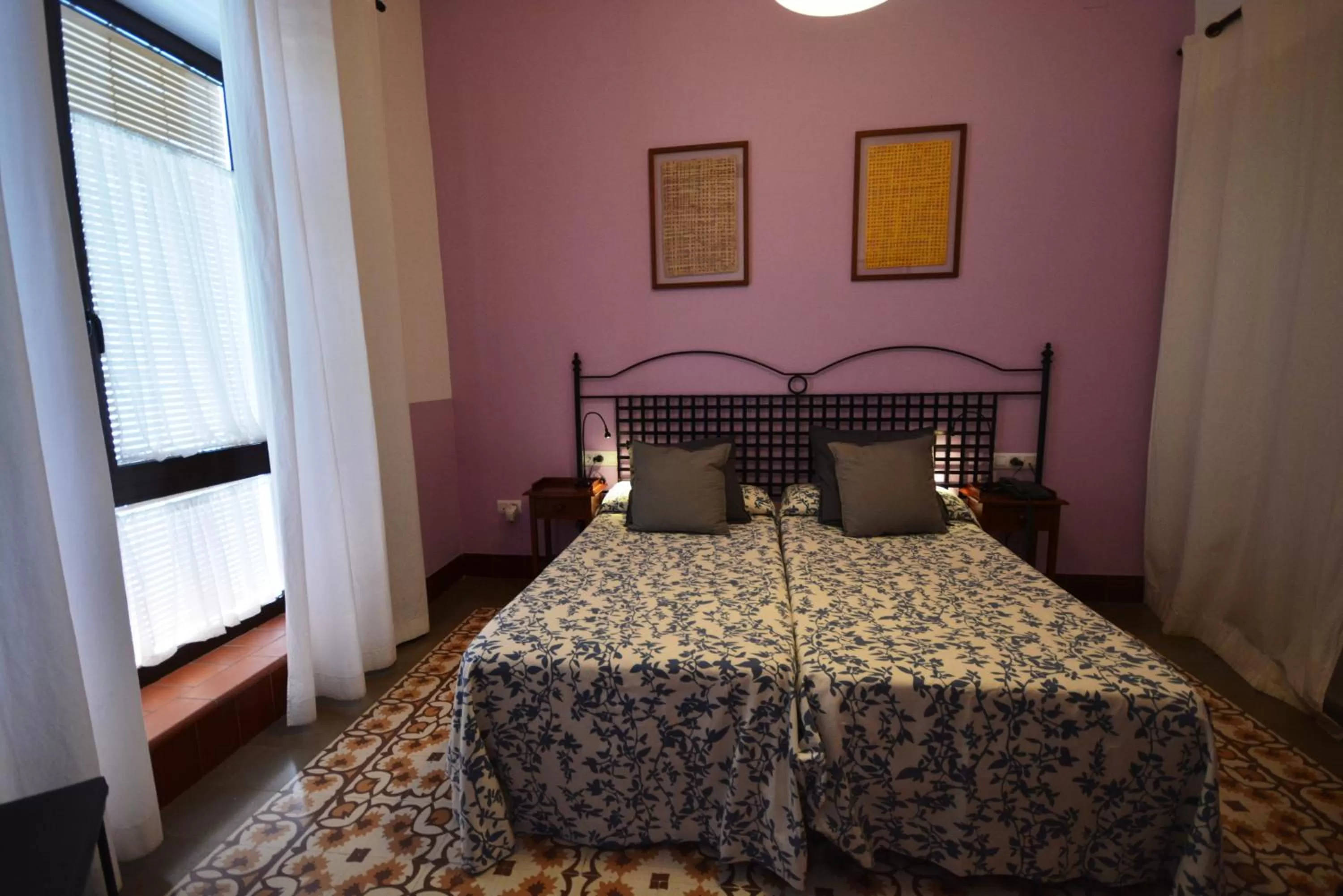 Bed in Hotel Casa de los Azulejos