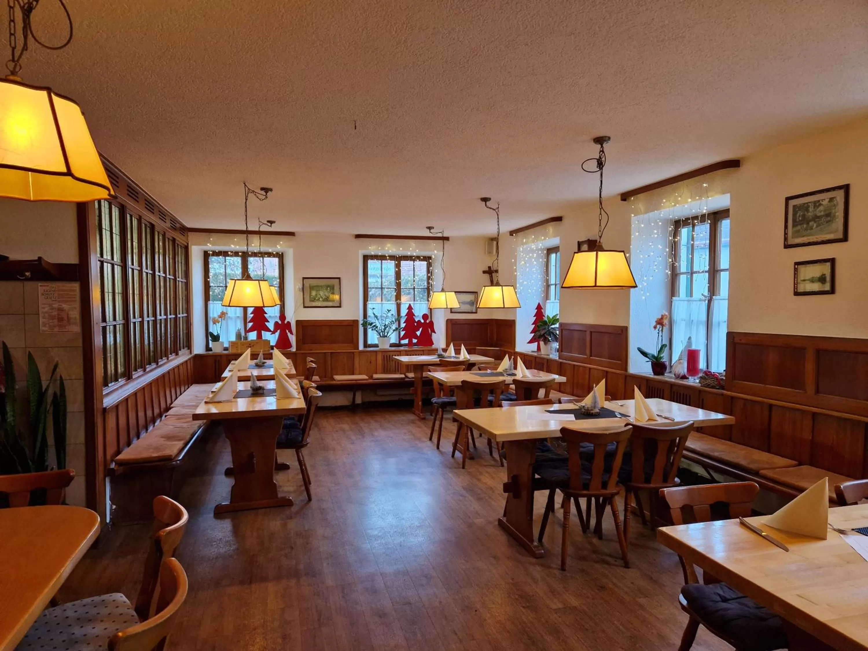 Restaurant/places to eat in Landgasthof Krone