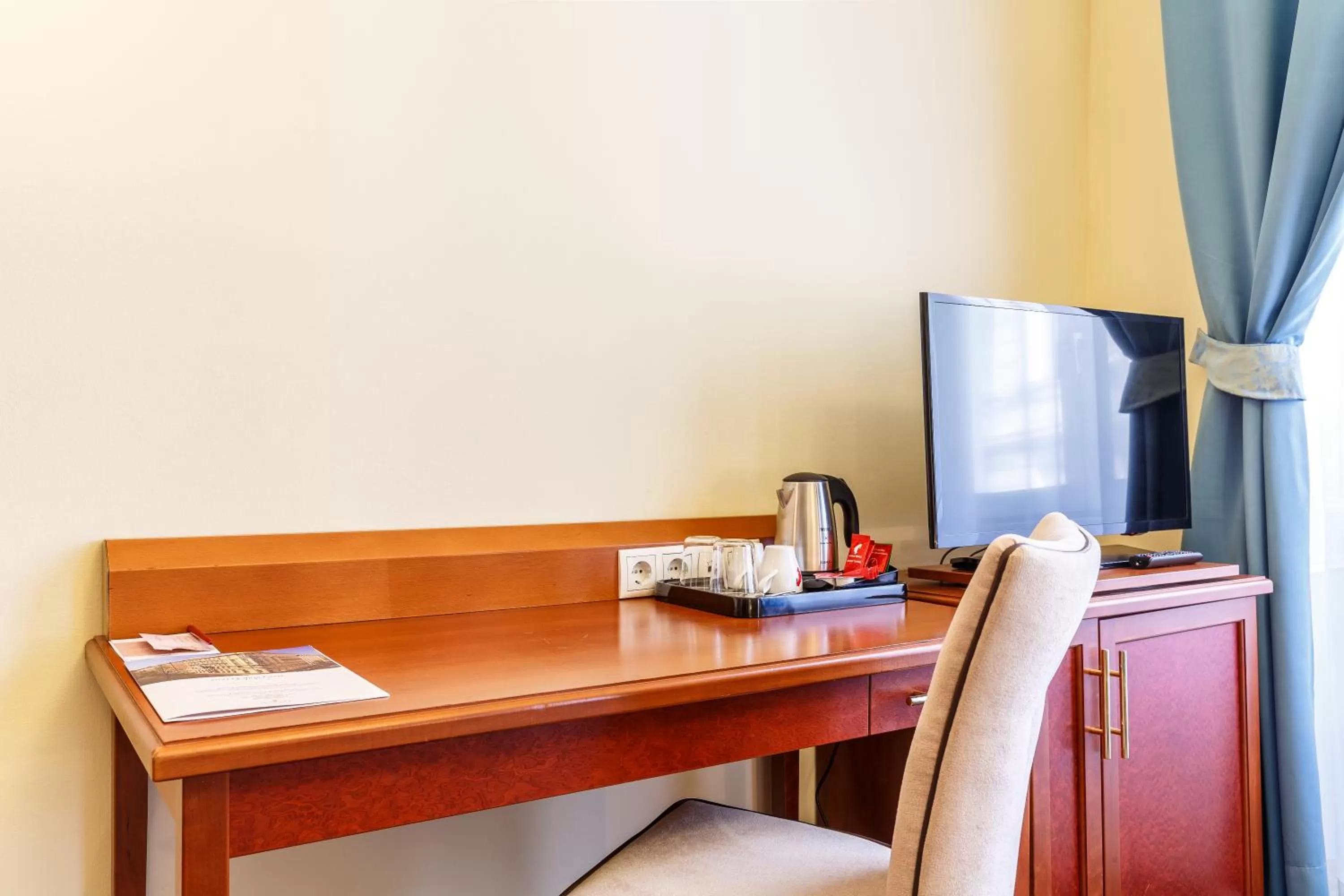 TV and multimedia in Hotel Bellevue Wien