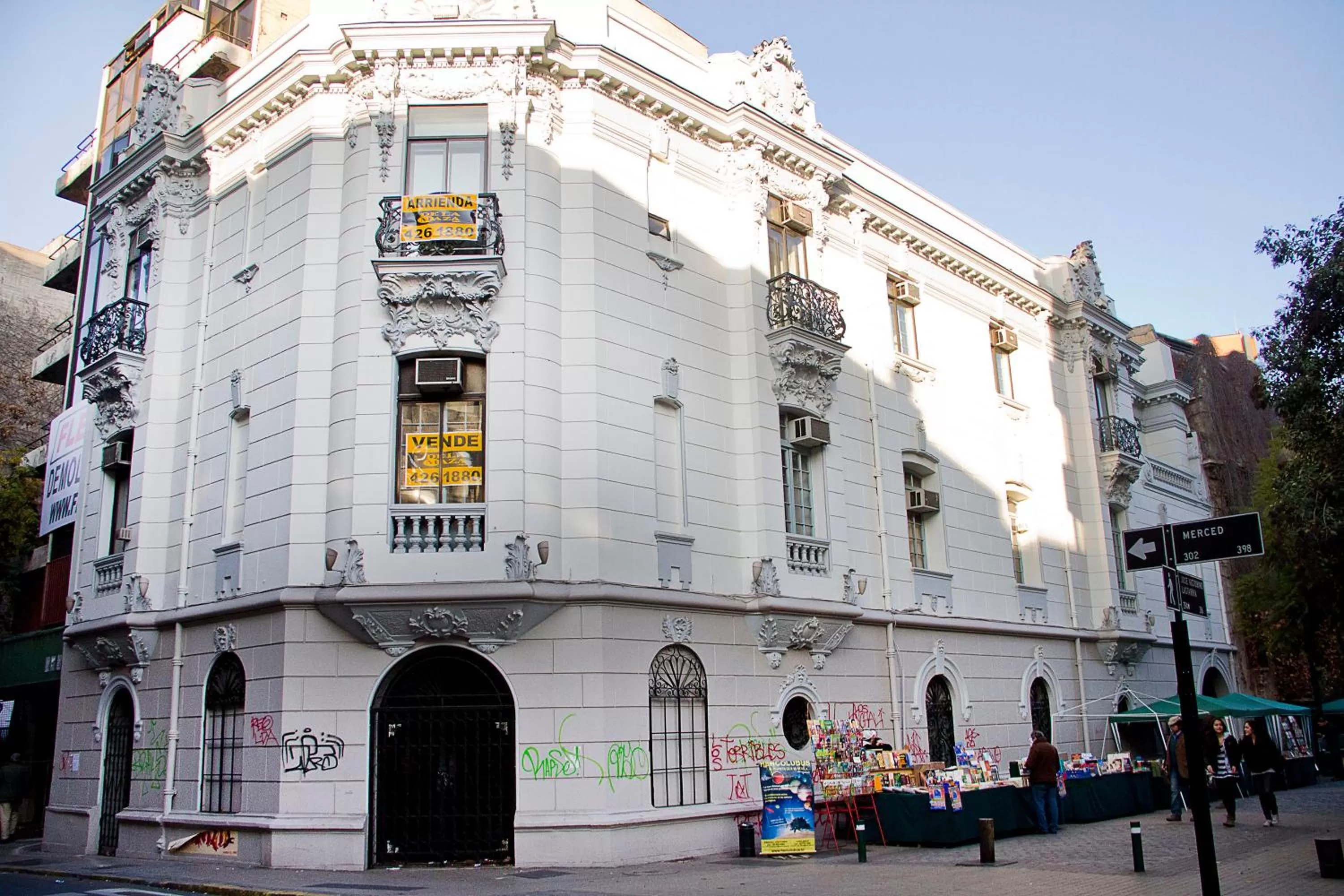 Neighbourhood in Hotel Luciano K