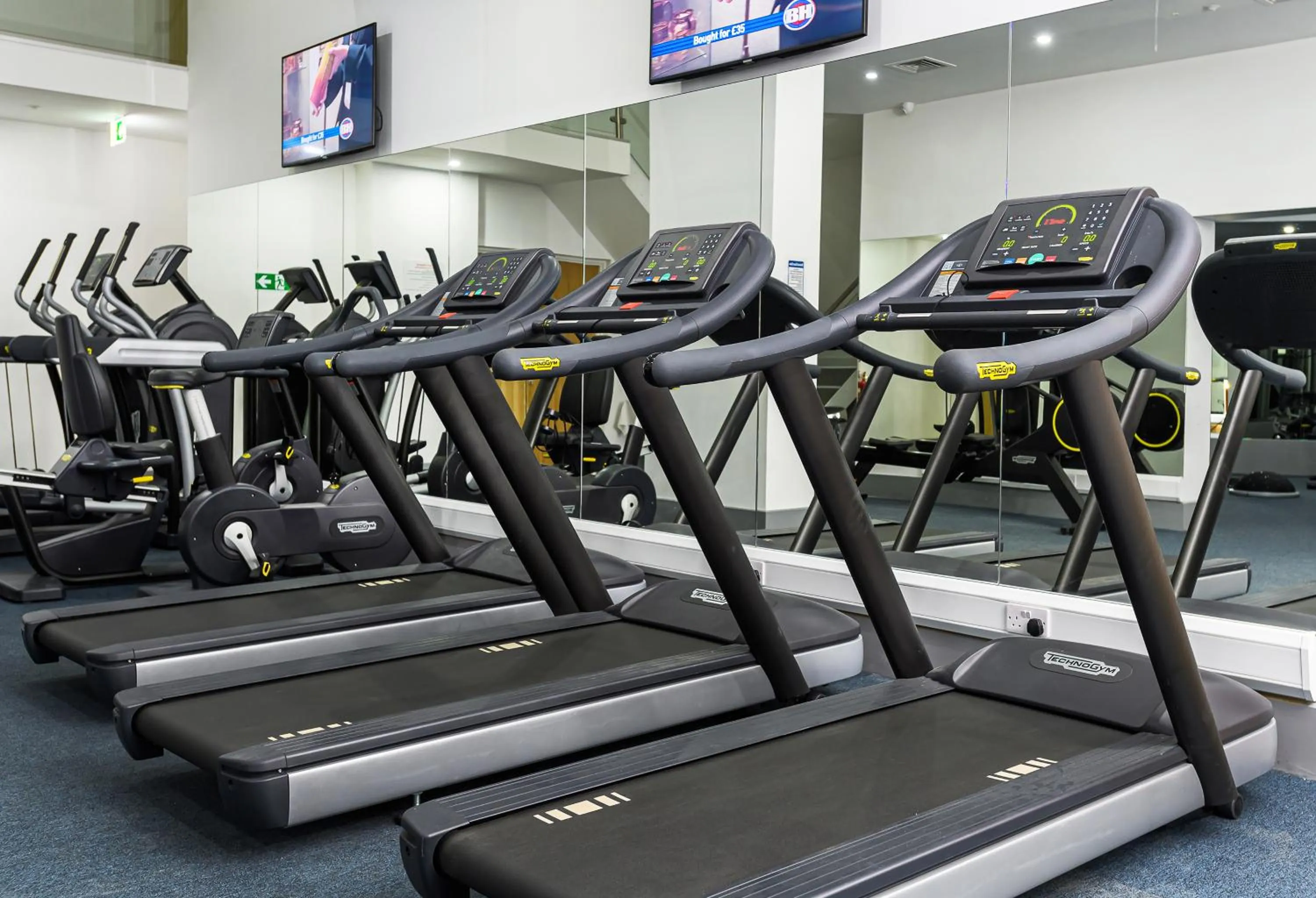 Fitness centre/facilities in Atrium Hotel Heathrow