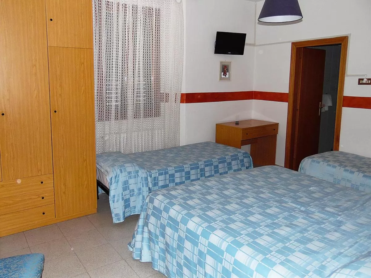 Bed in Albergo Ristorante La Torretta