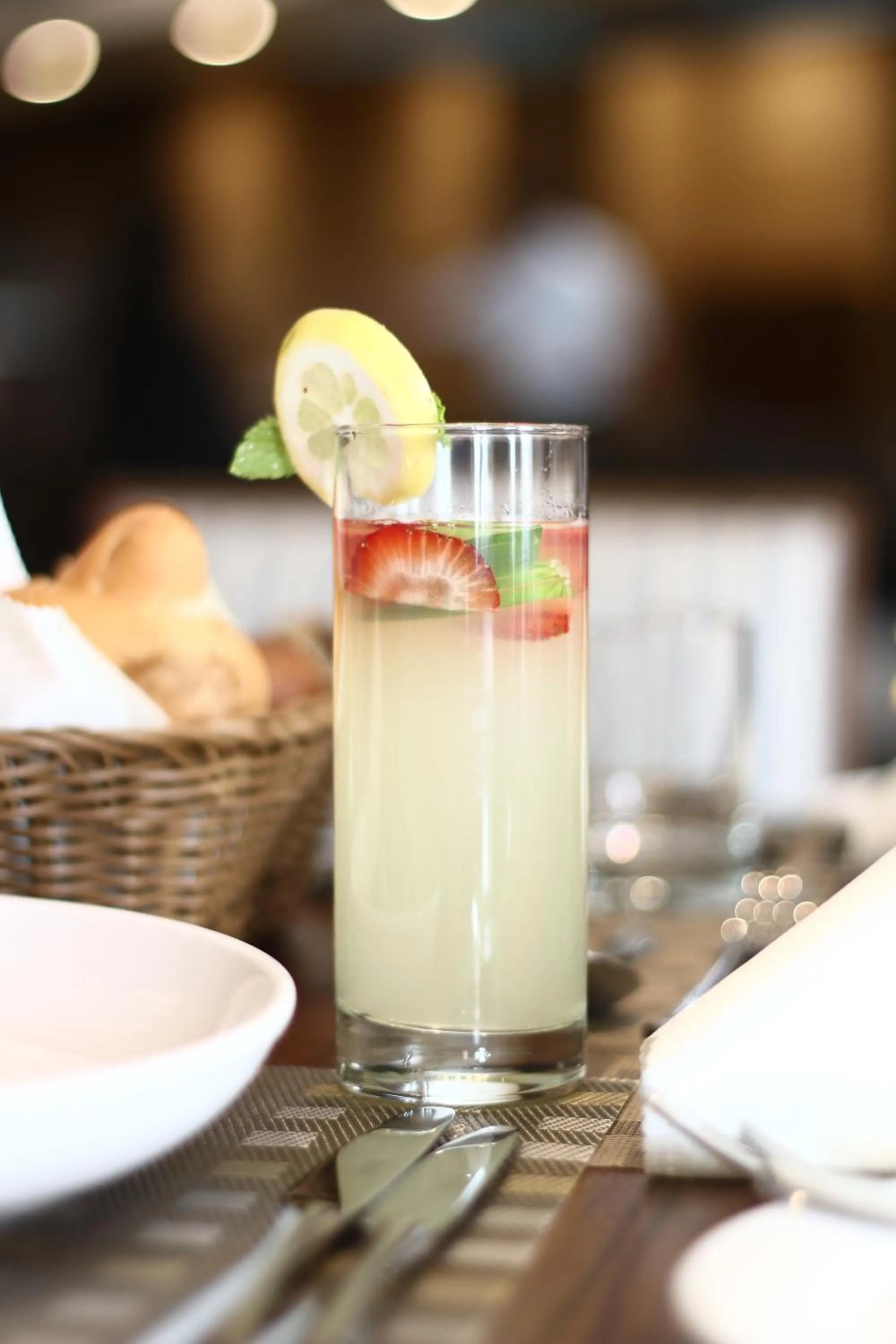 Restaurant/places to eat in Levatio Hotel Muscat