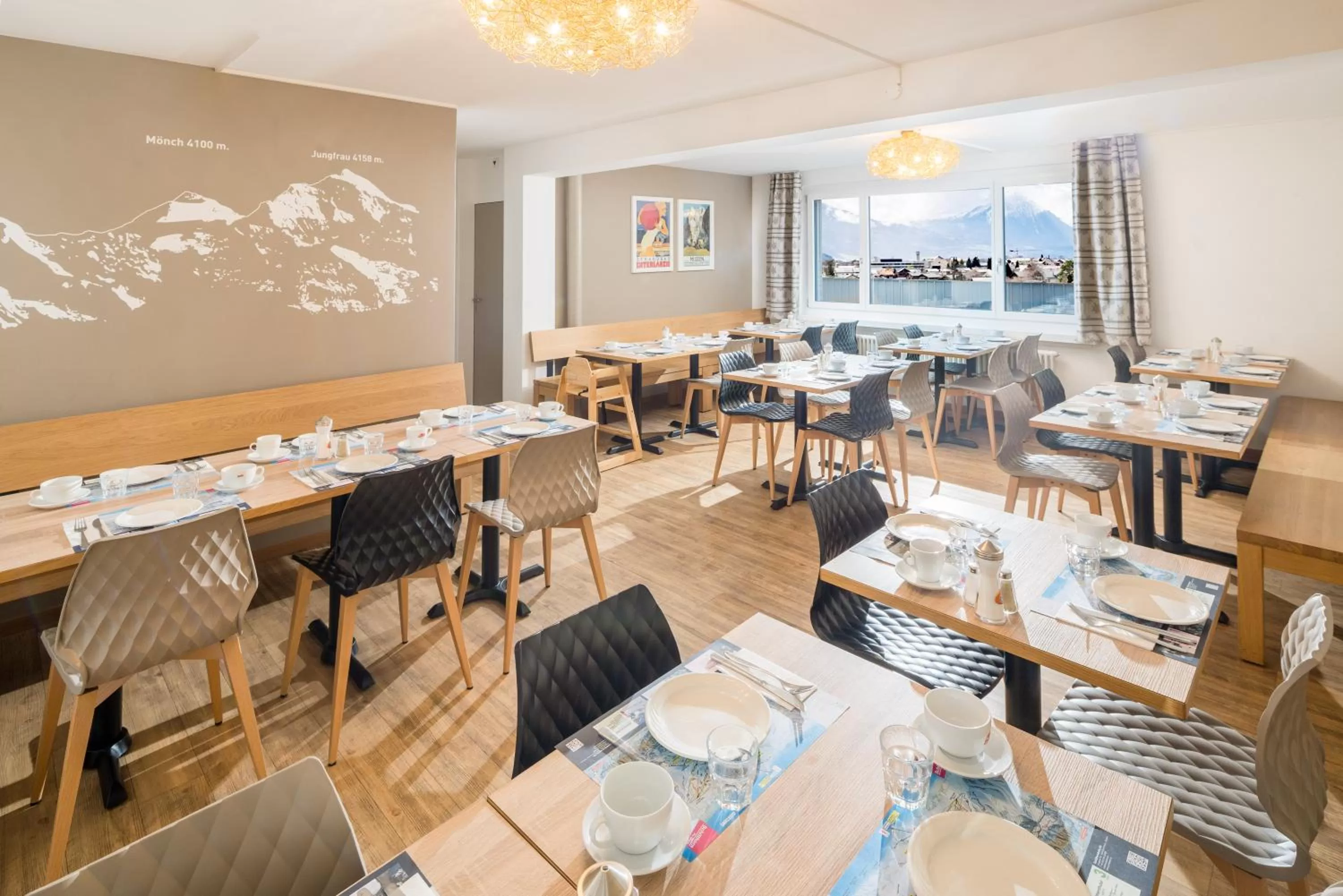 Breakfast in Hotel Merkur - West Station