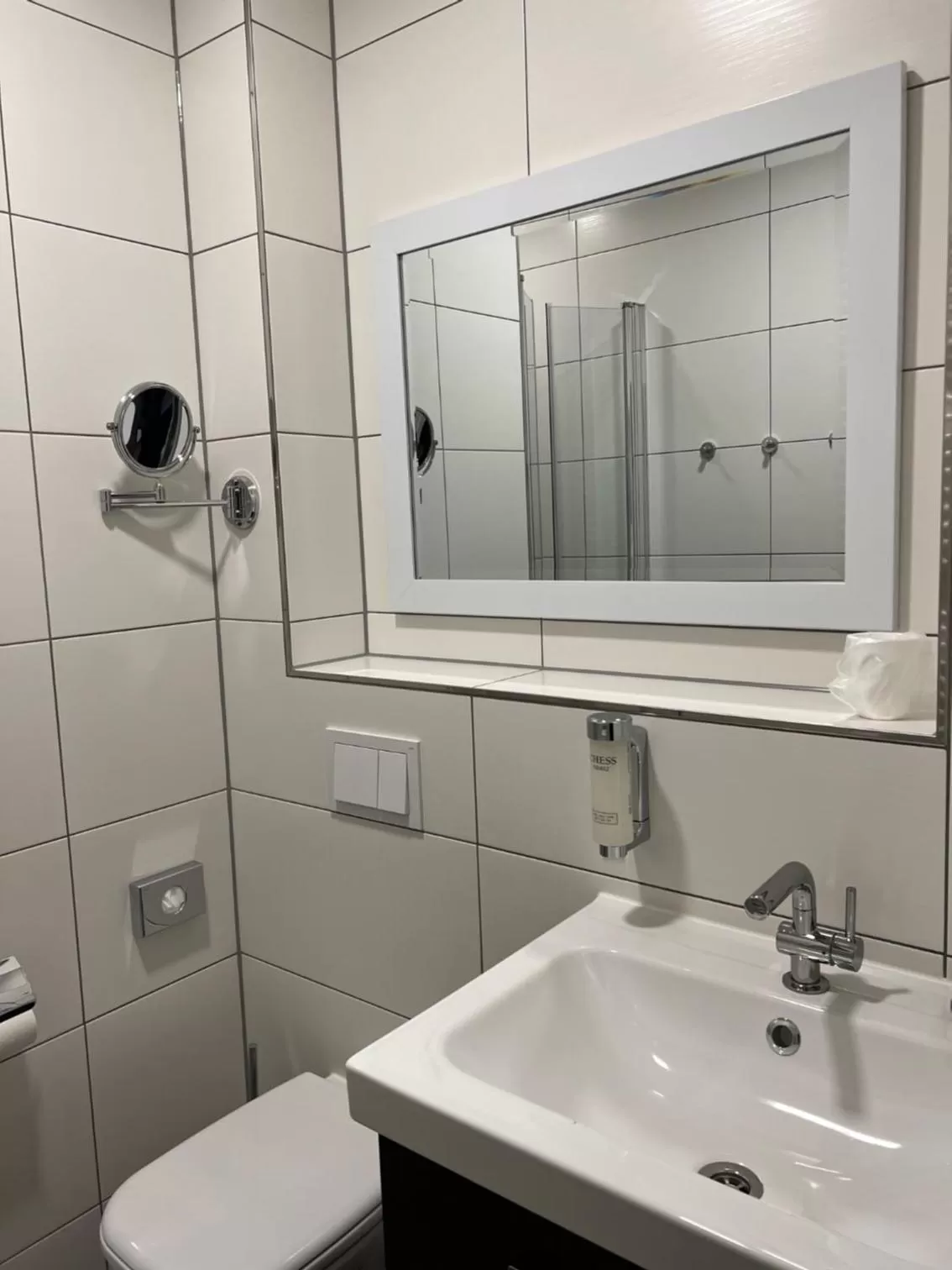 Bathroom in Garni Hotel Eastside