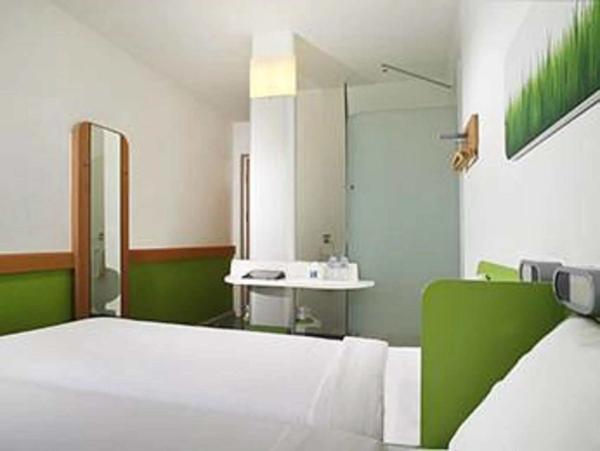 Bed in Ibis Budget Jakarta Airport
