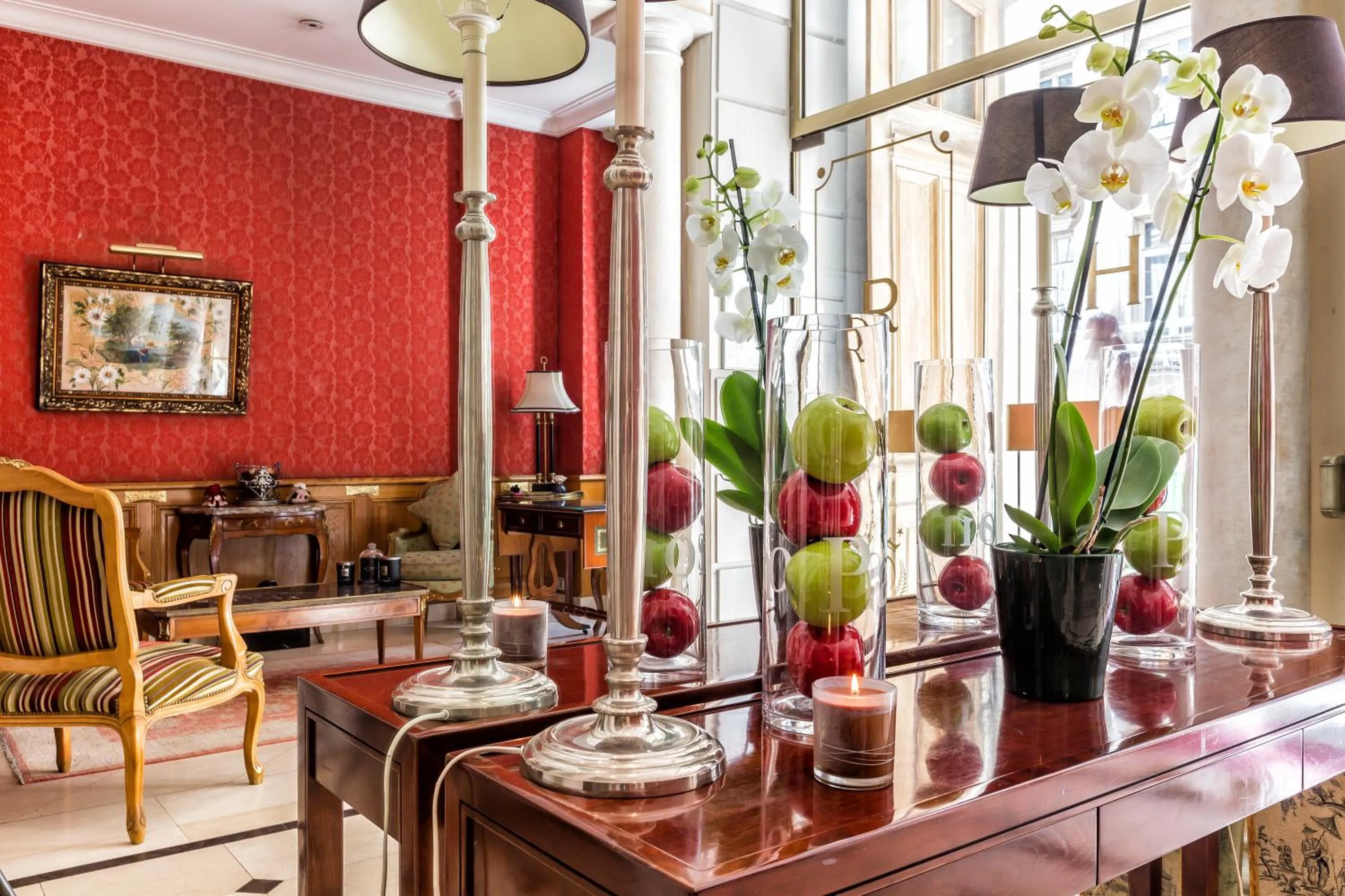 Lobby or reception in Hotel Regence Paris