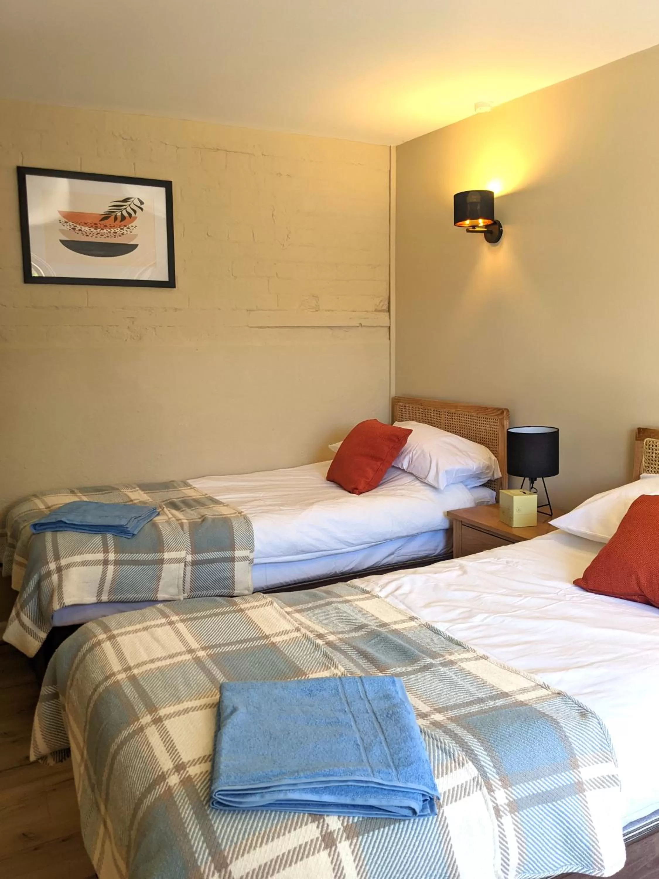 Bed in Kingfisher Barn