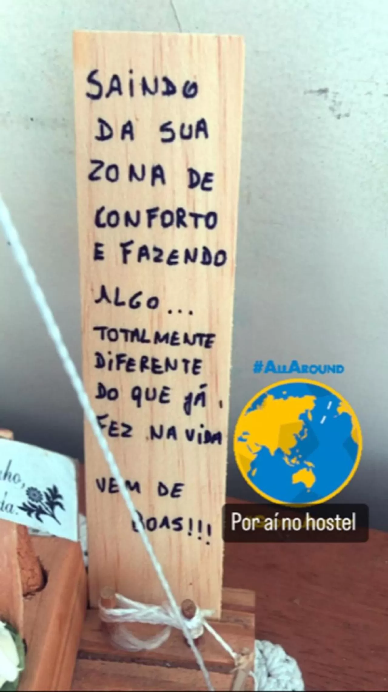 Text overlay in Hostel Das Canárias