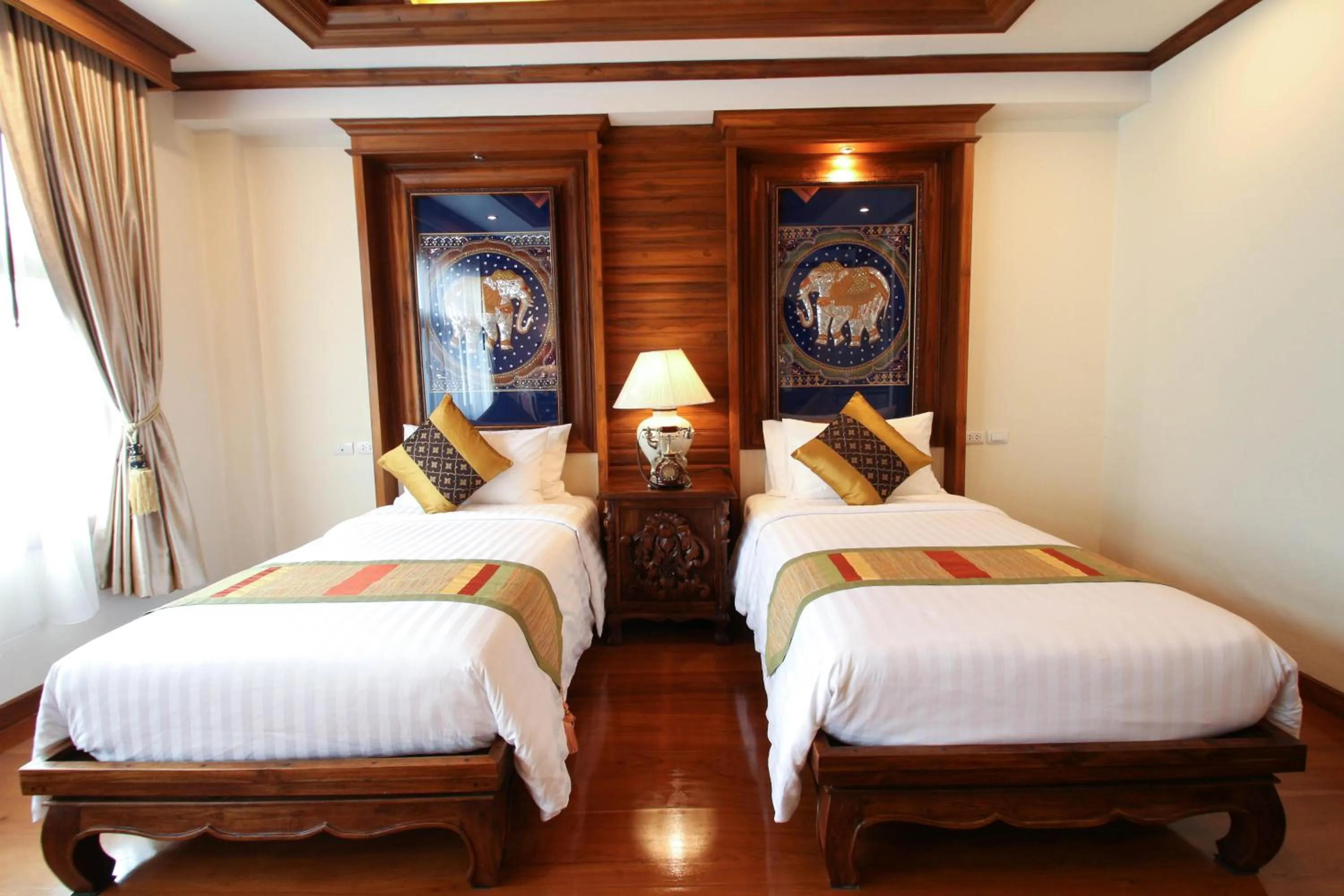 Bed in Pingviman Hotel