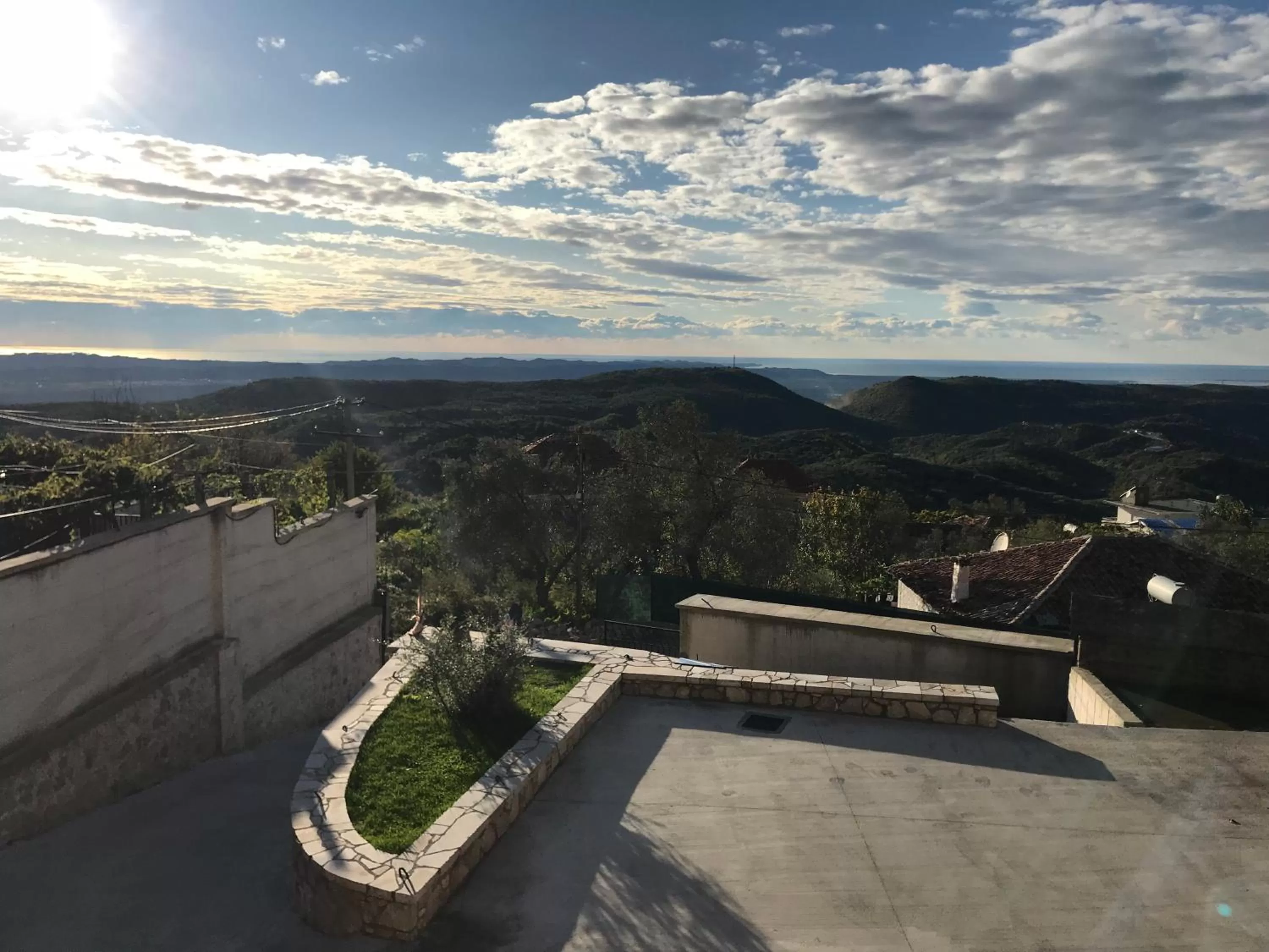 Day in Vila AMA Kruje