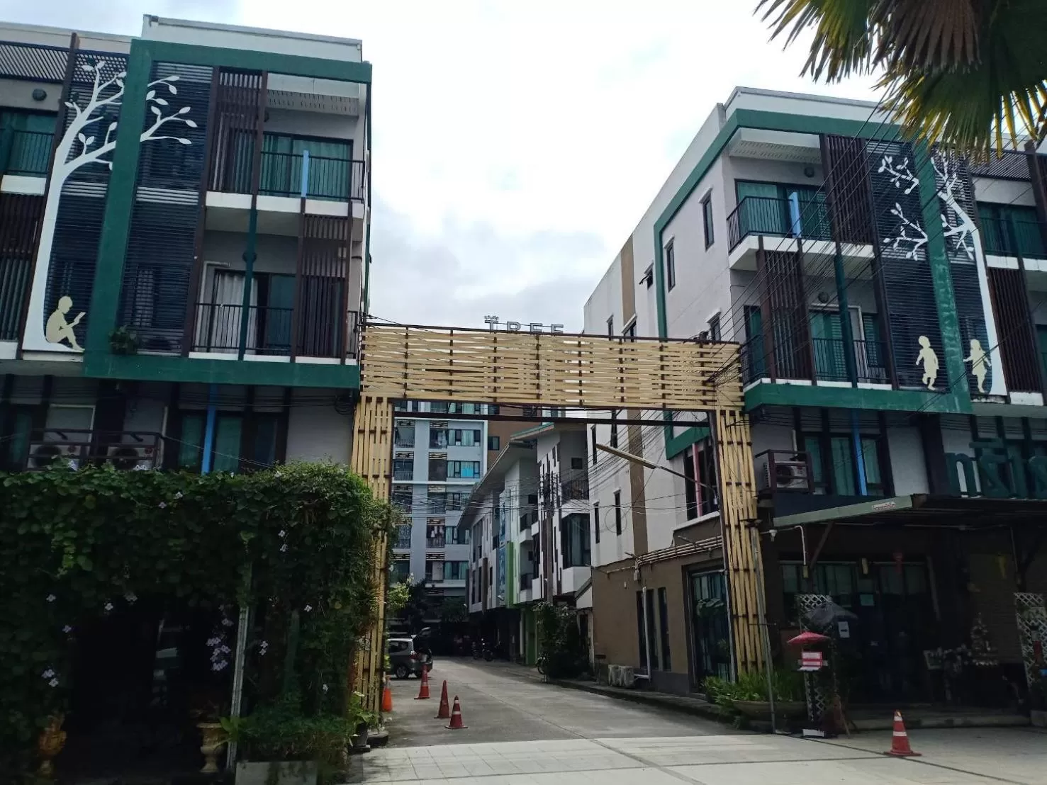 Property building in Sphat เอสพลัส Boutique Hotel chiang mai