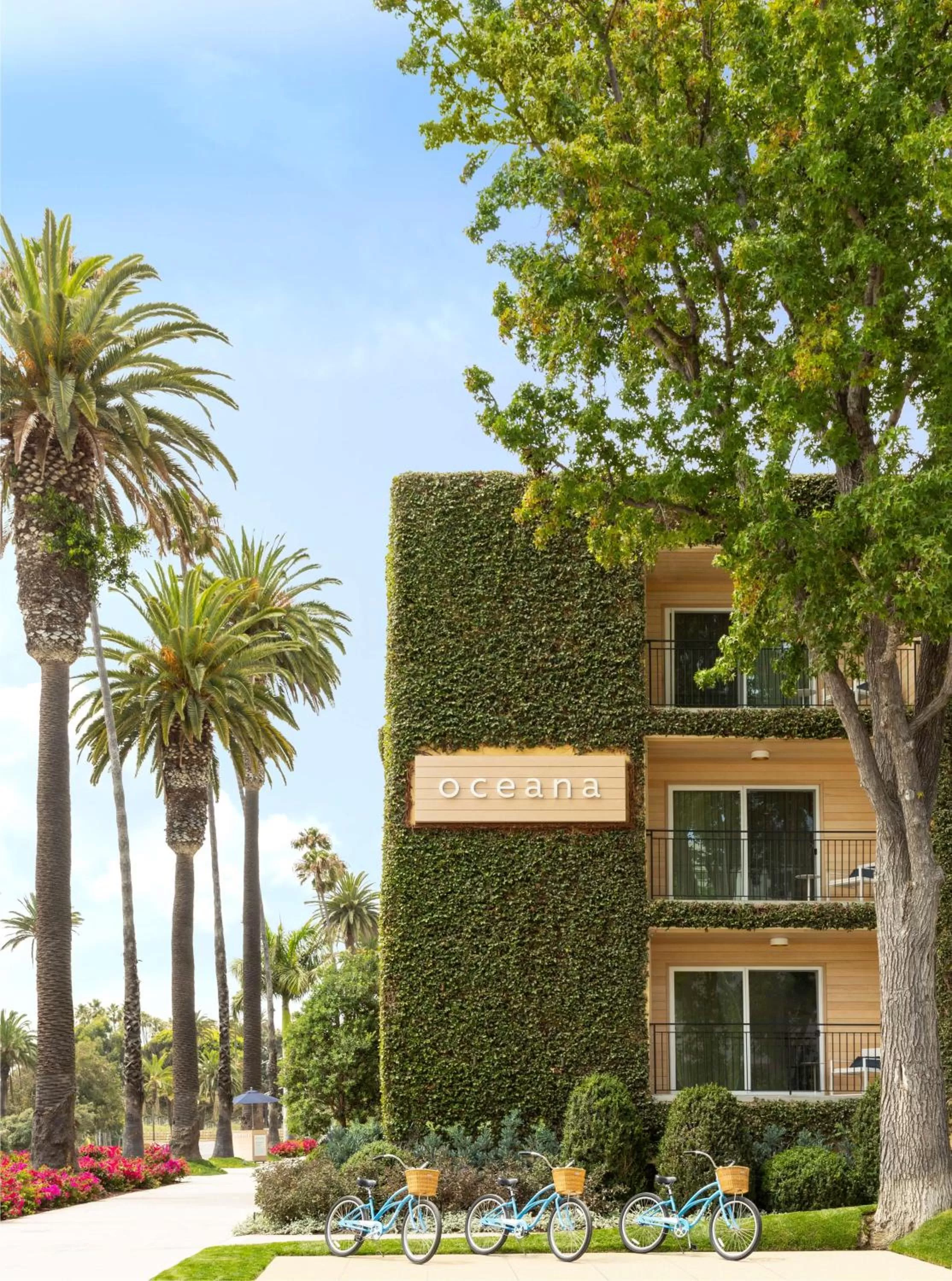 Property building in Oceana Santa Monica, LXR Hotels & Resorts