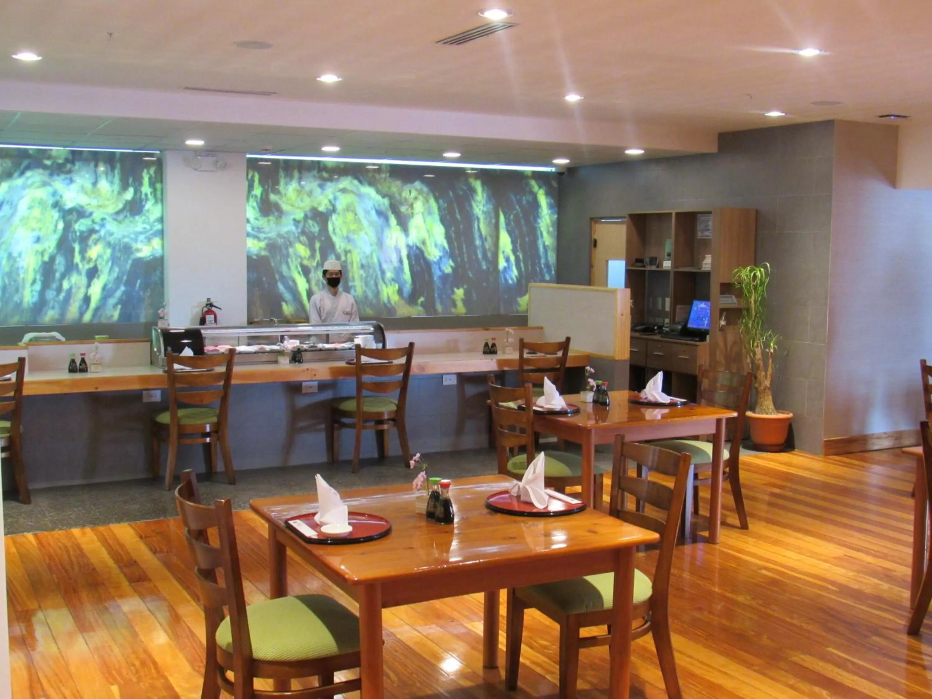 Restaurant/places to eat in Crowne Plaza San Jose La Sabana by IHG