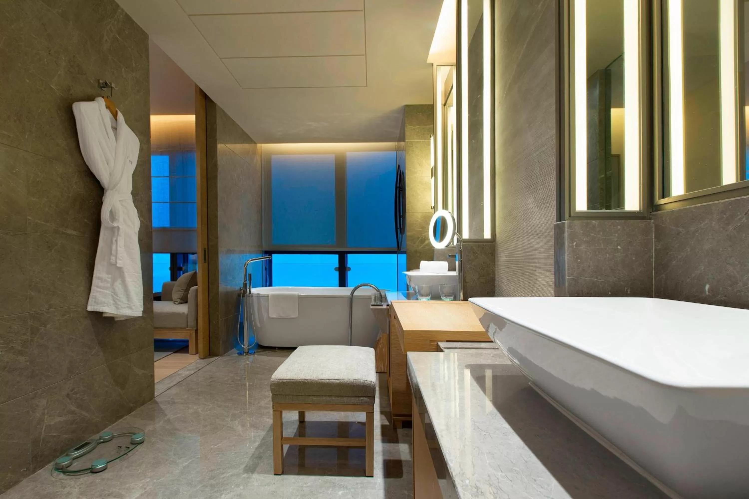 Bathroom, Bed in The Westin Chongqing Liberation Square