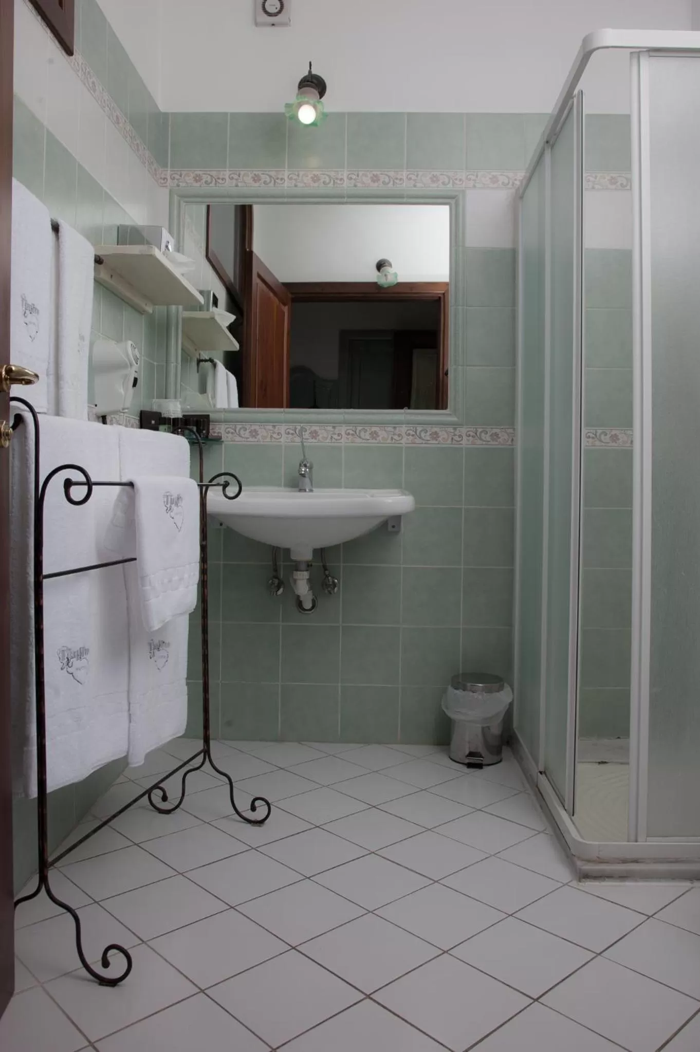 Triple Room - Disability Access in Hotel Il Tiglio